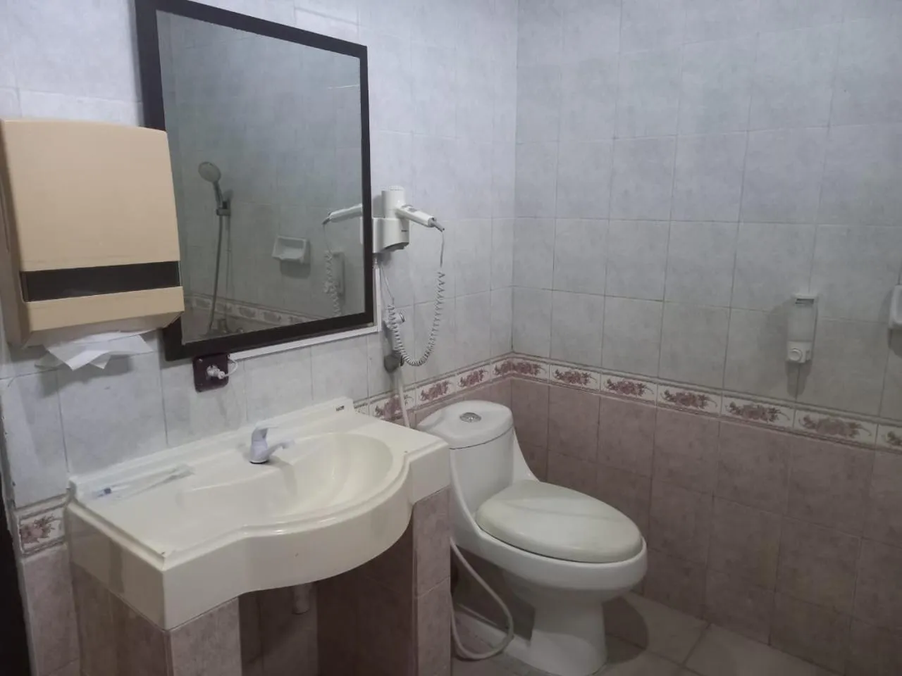 Bathroom in Urbanview Hotel Dedy Jaya Brebes