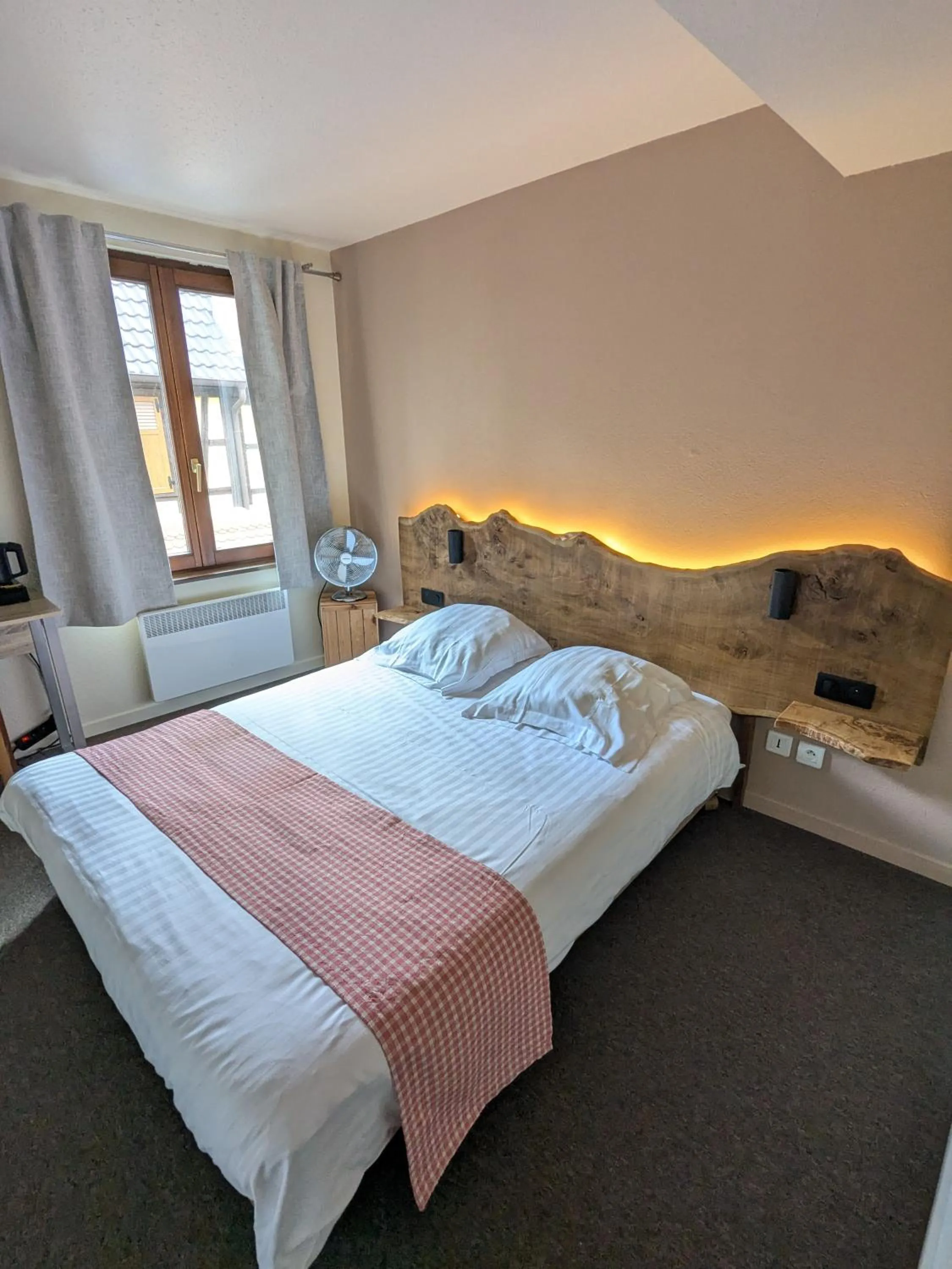 Bed in Hotel le Chasseur
