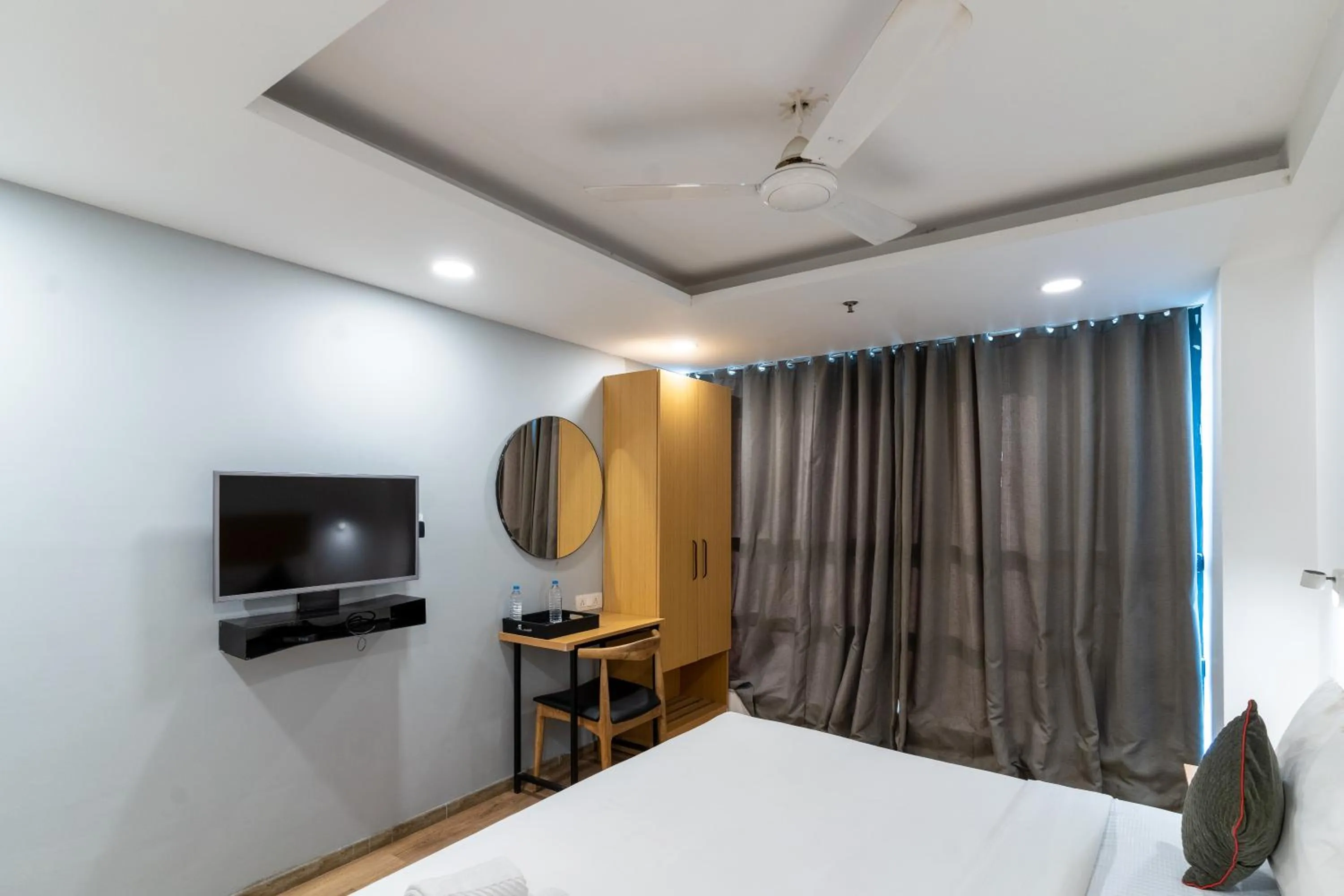 Bed in Hotel Sunflare