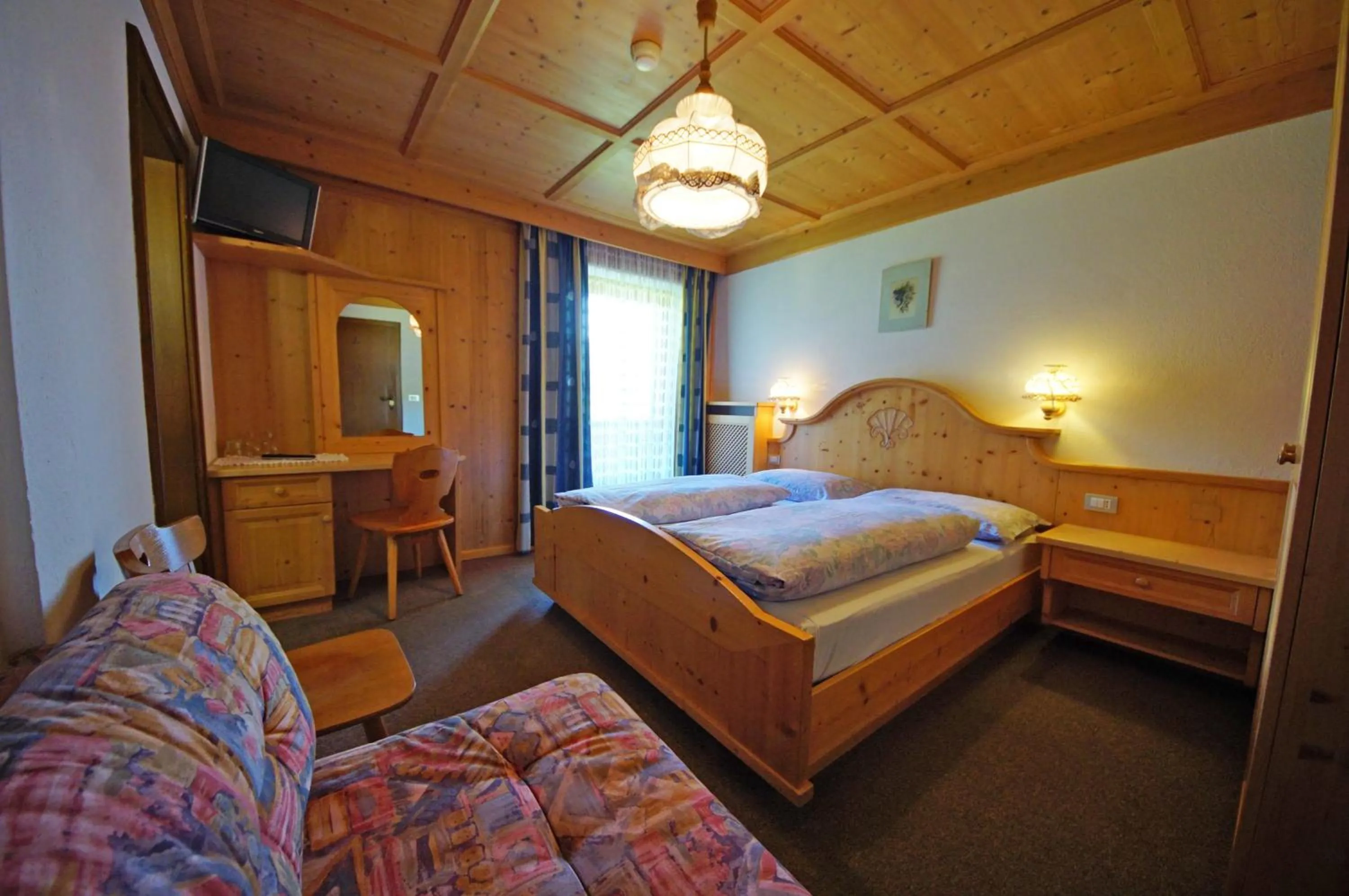 Photo of the whole room in Pension Arnica B&B