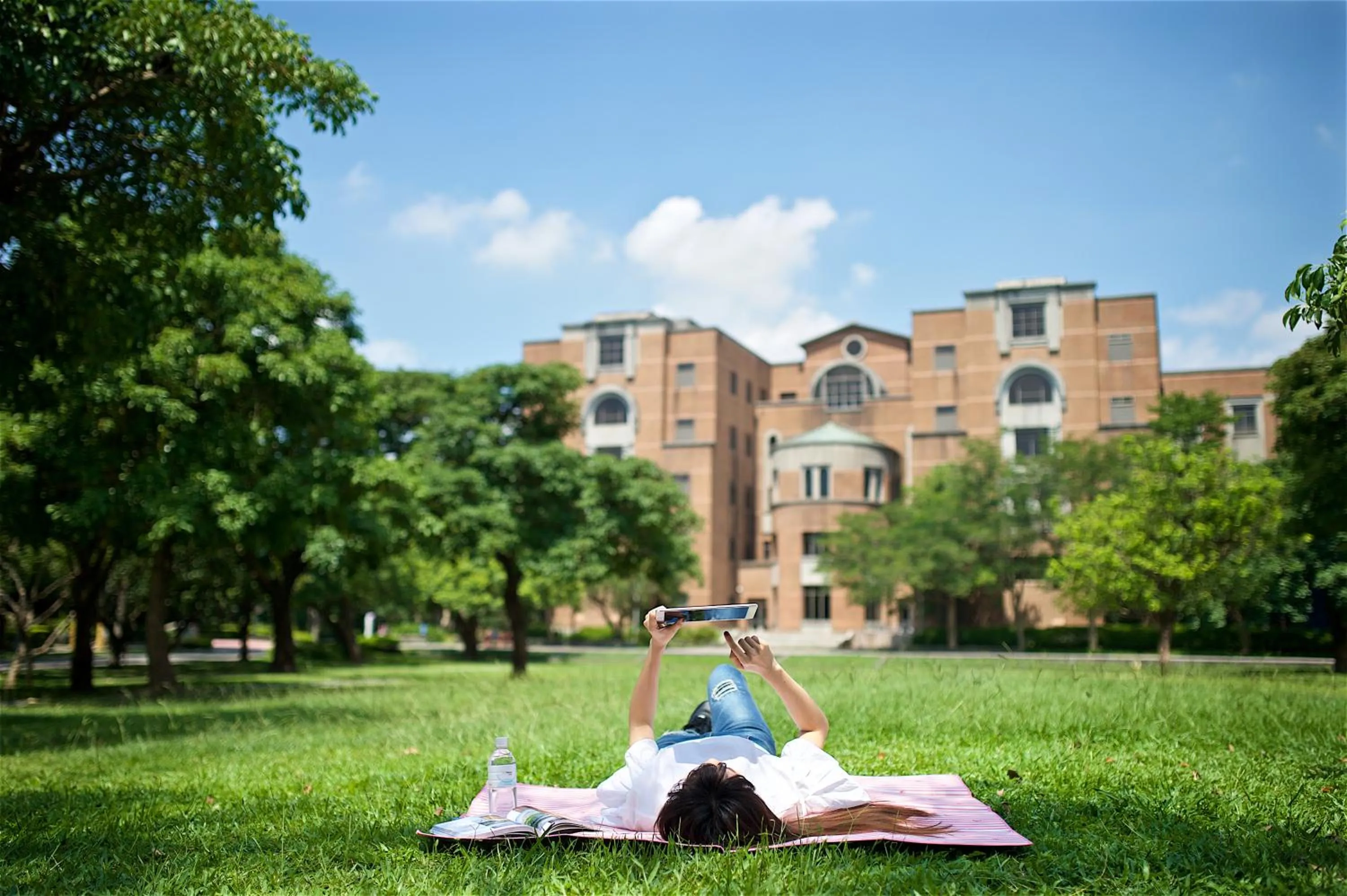 Just Sleep - Taipei NTU