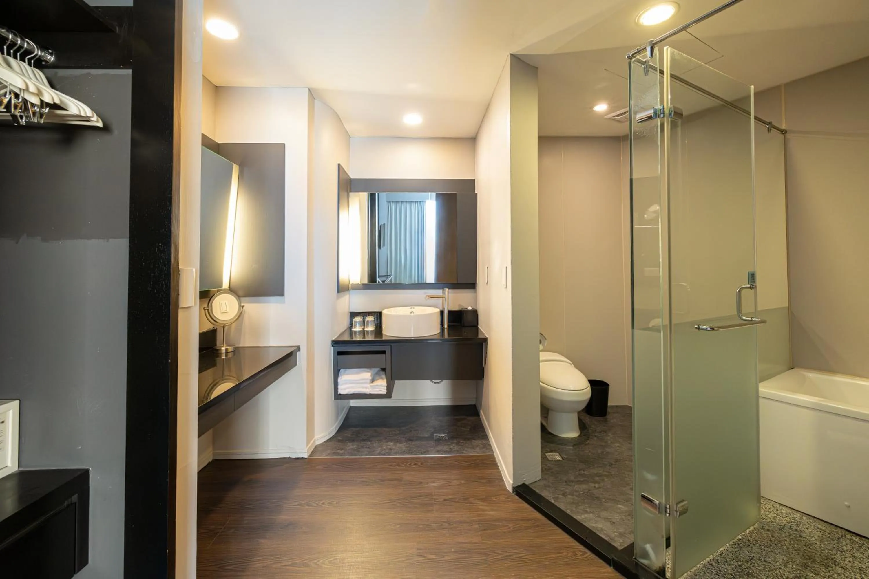 Toilet in Just Sleep - Taipei NTU