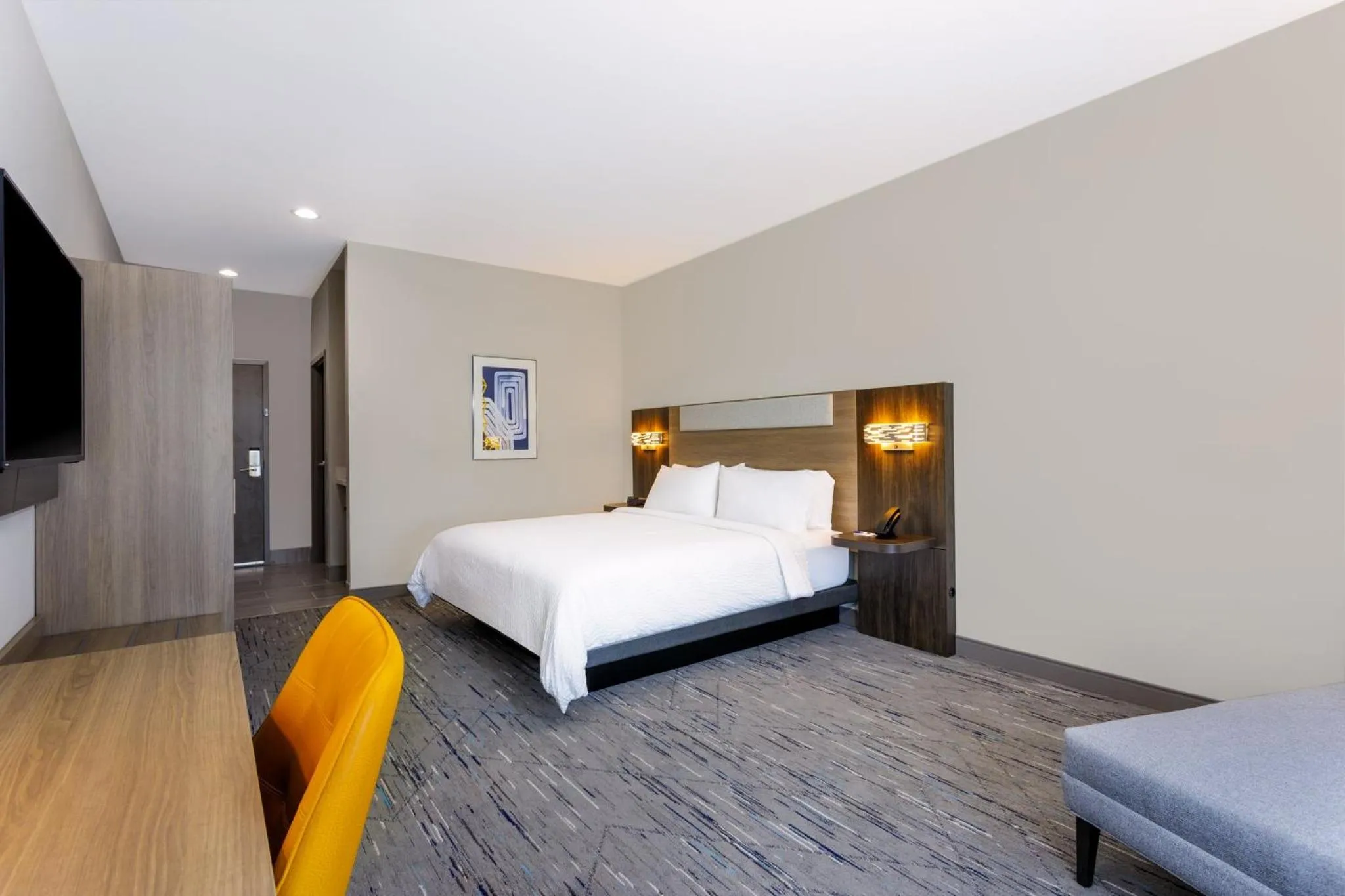 Photo of the whole room, Bed in Holiday Inn Express & Suites Tampa Stadium - Airport Area by IHG