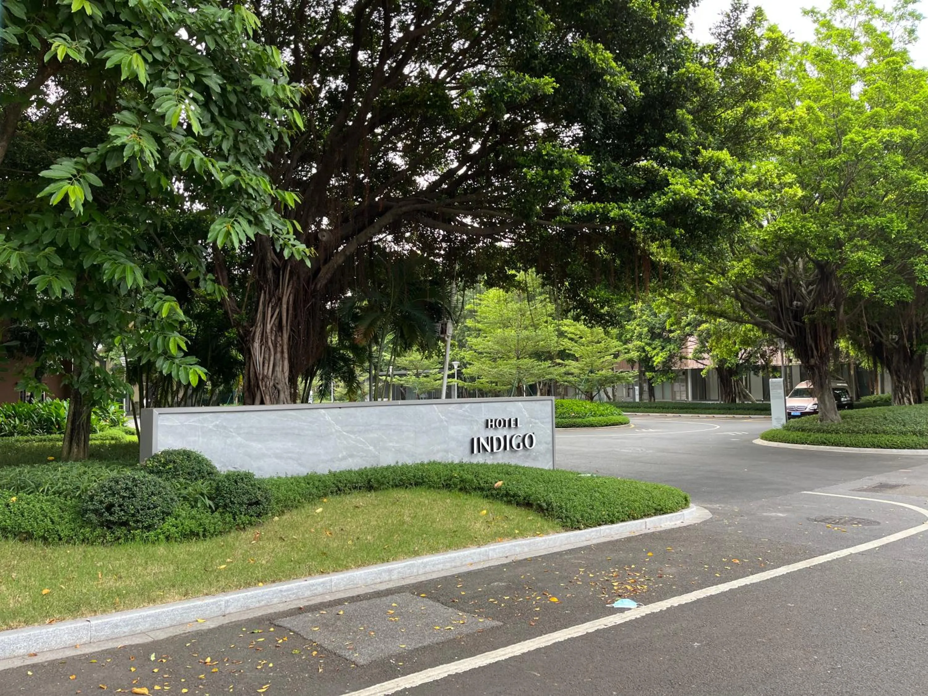 Parking in Hotel Indigo Guangzhou Haixinsha by IHG