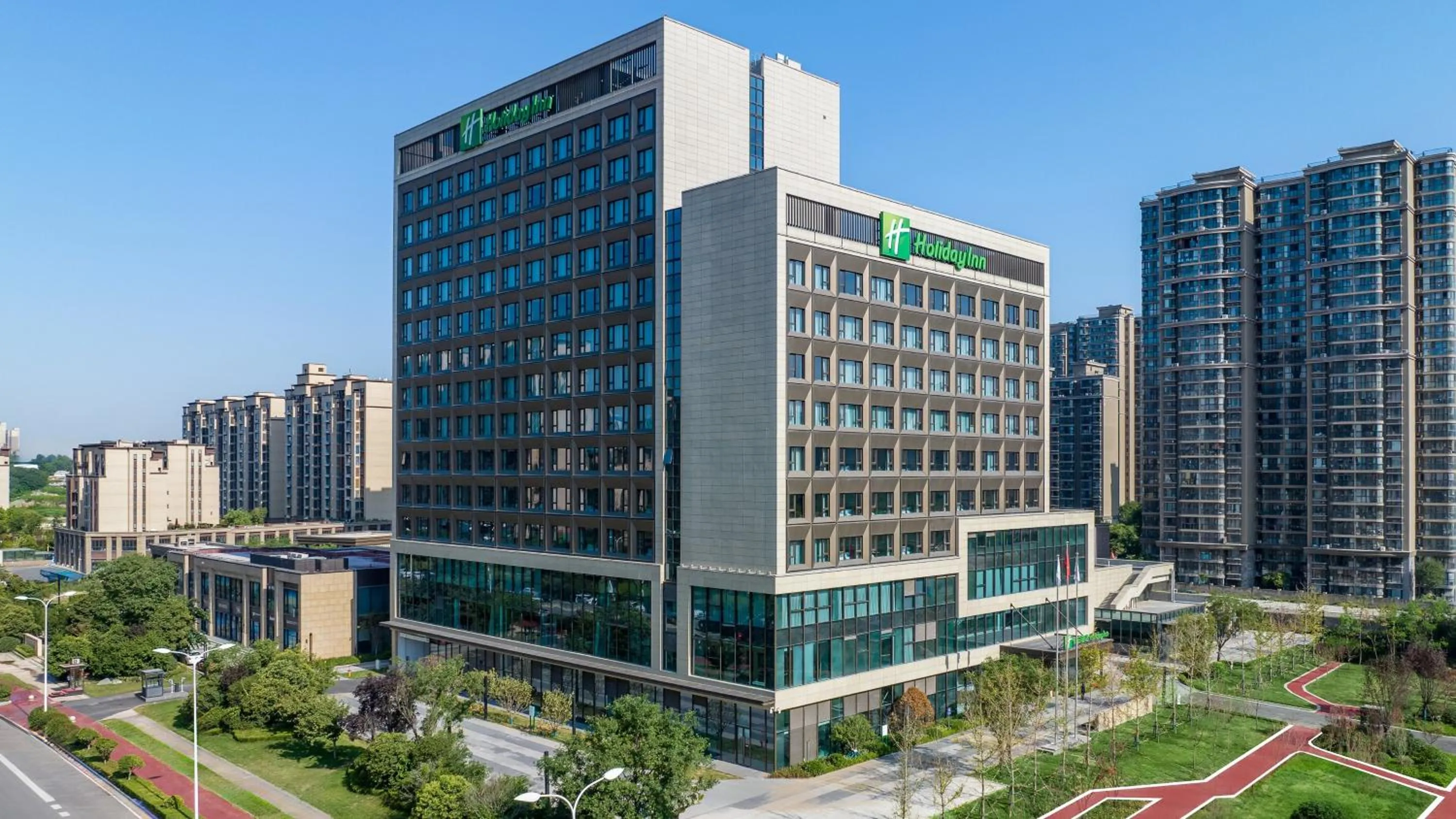 Property building in Holiday Inn Xi'an East by IHG