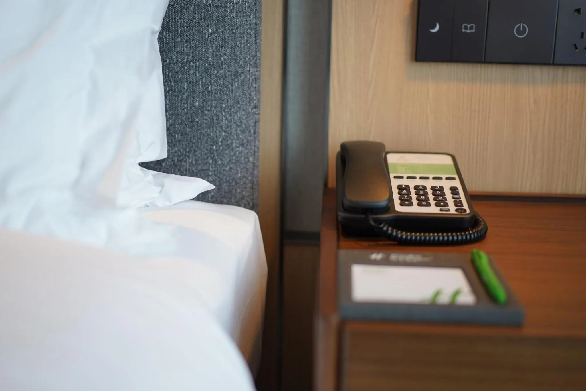 Photo of the whole room, Bed in Holiday Inn Xi'an East by IHG