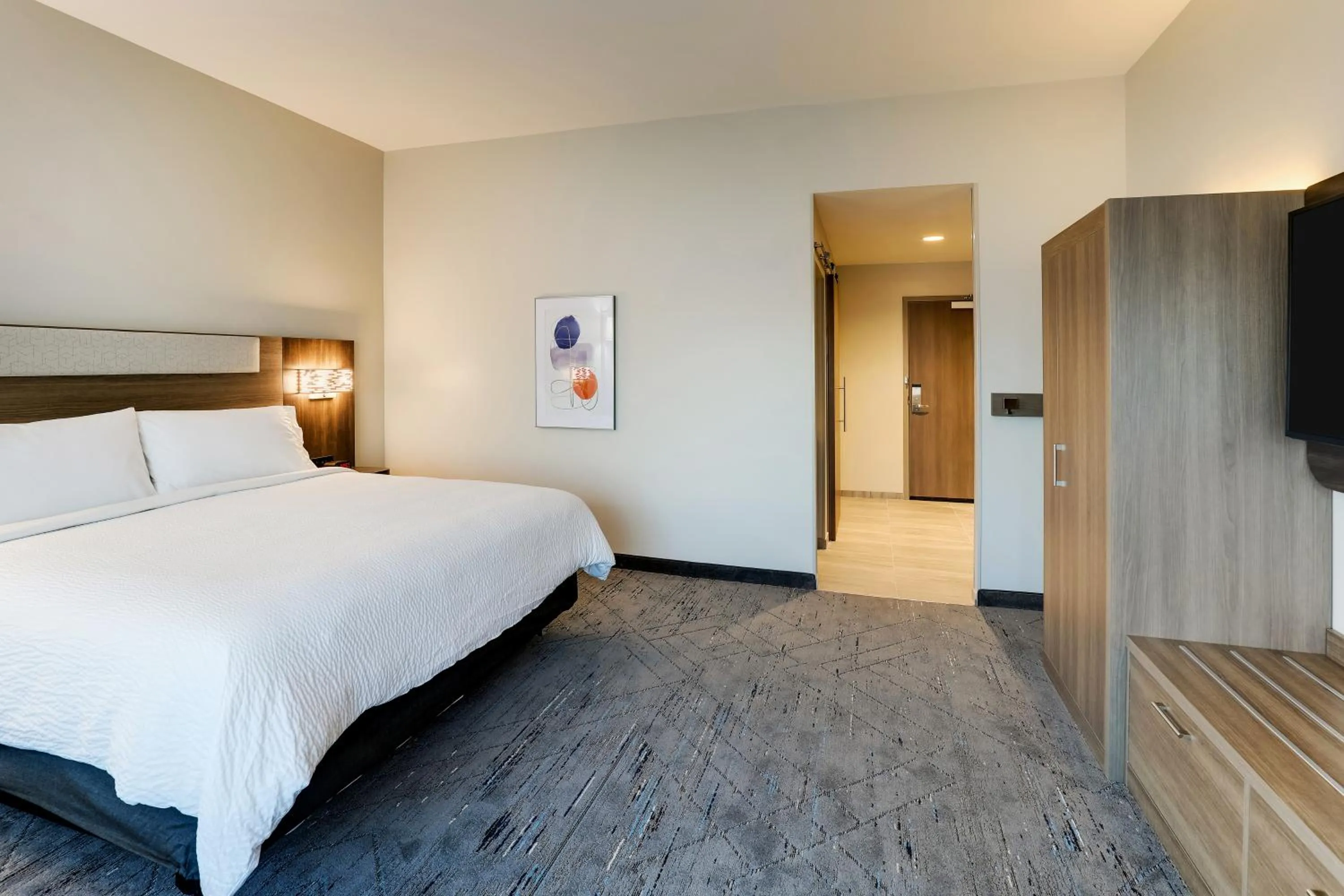 Bedroom, Bed in Holiday Inn Express Holly Springs - Raleigh Area by IHG