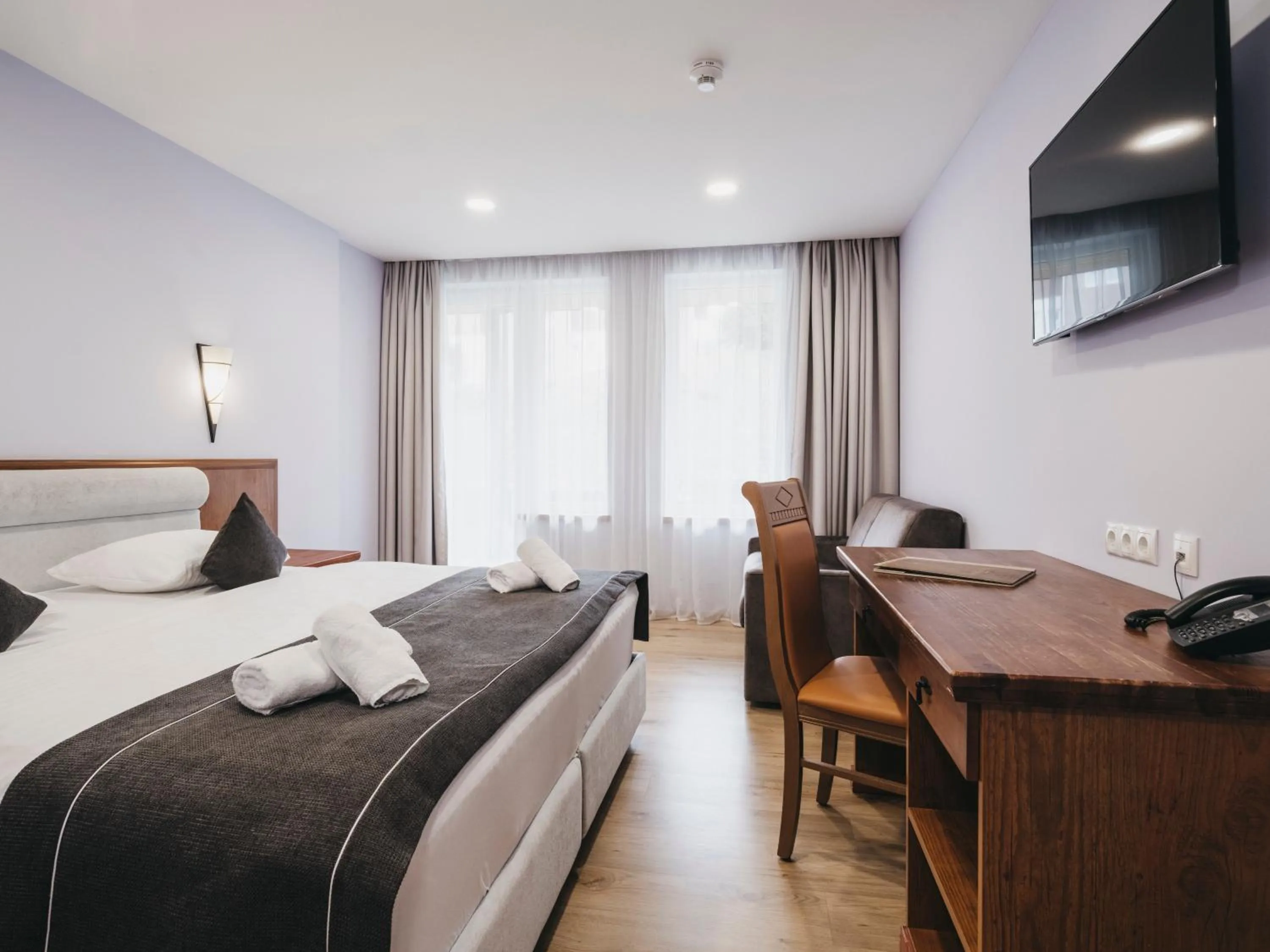 Photo of the whole room in Hotel Victoria by VAYA