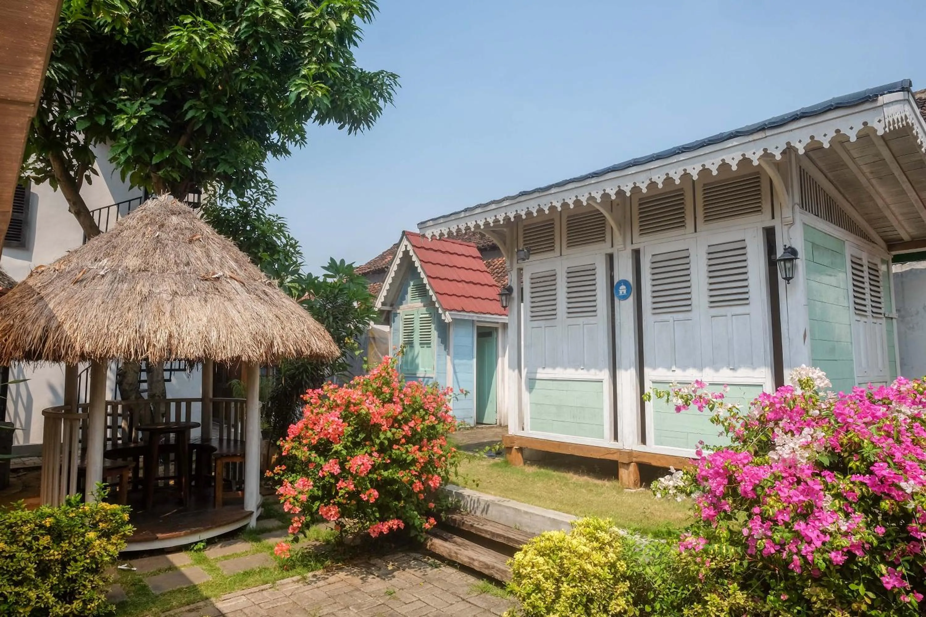 Property building in RedDoorz Plus @ Harmonie Cepu Blora