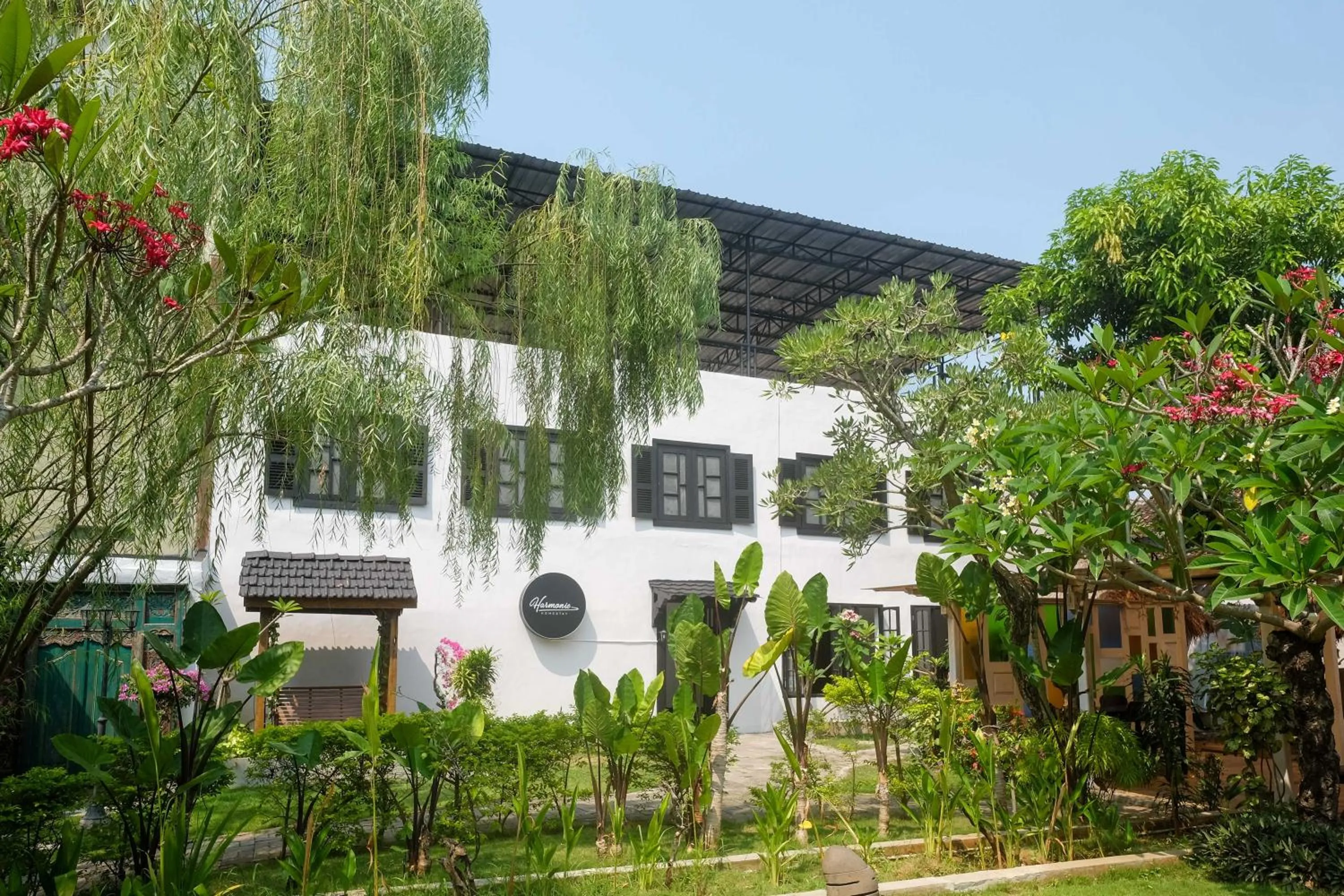 Property building in RedDoorz Plus @ Harmonie Cepu Blora