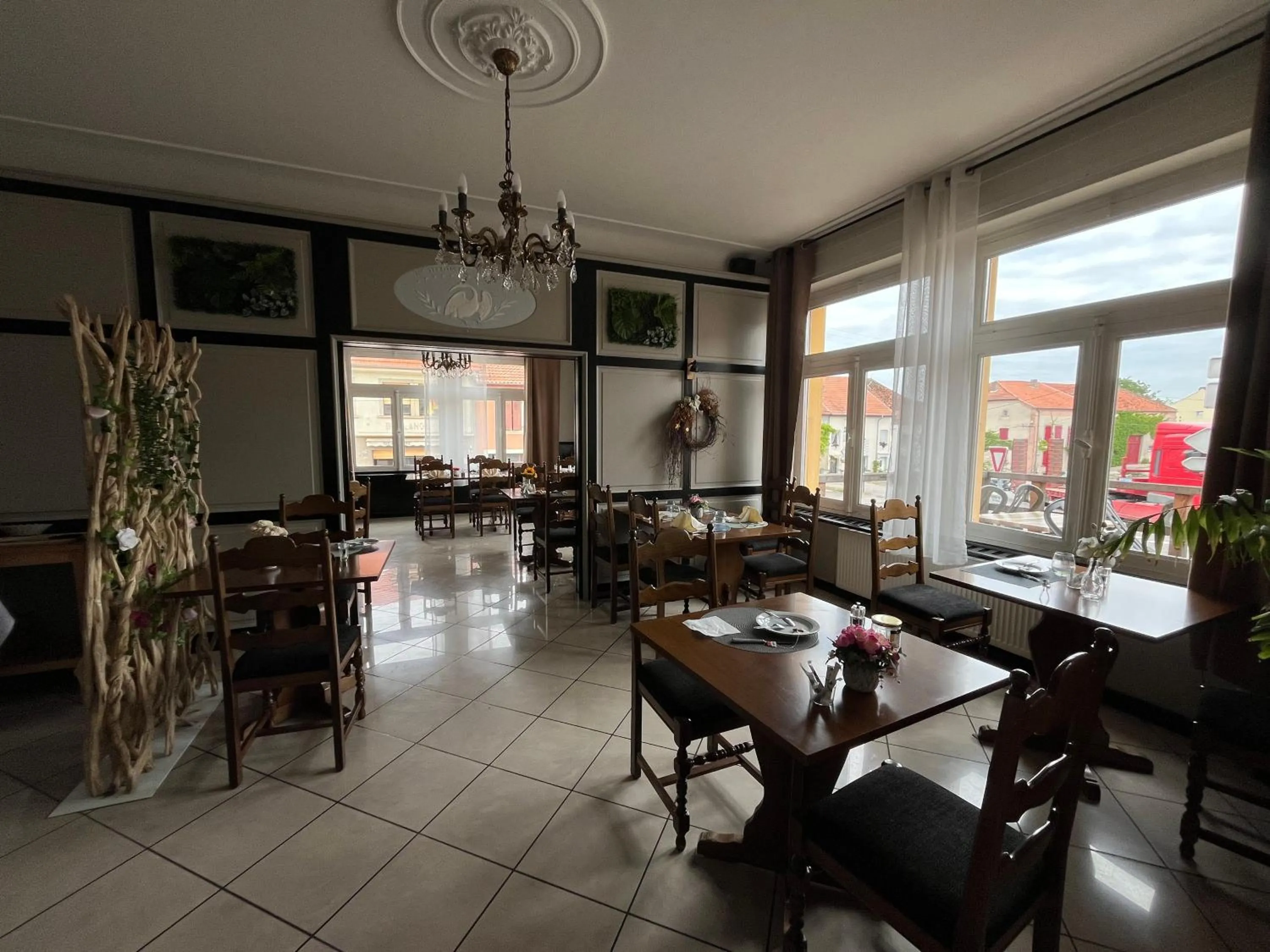 Logis Hôtel & Restaurant - Le Floride