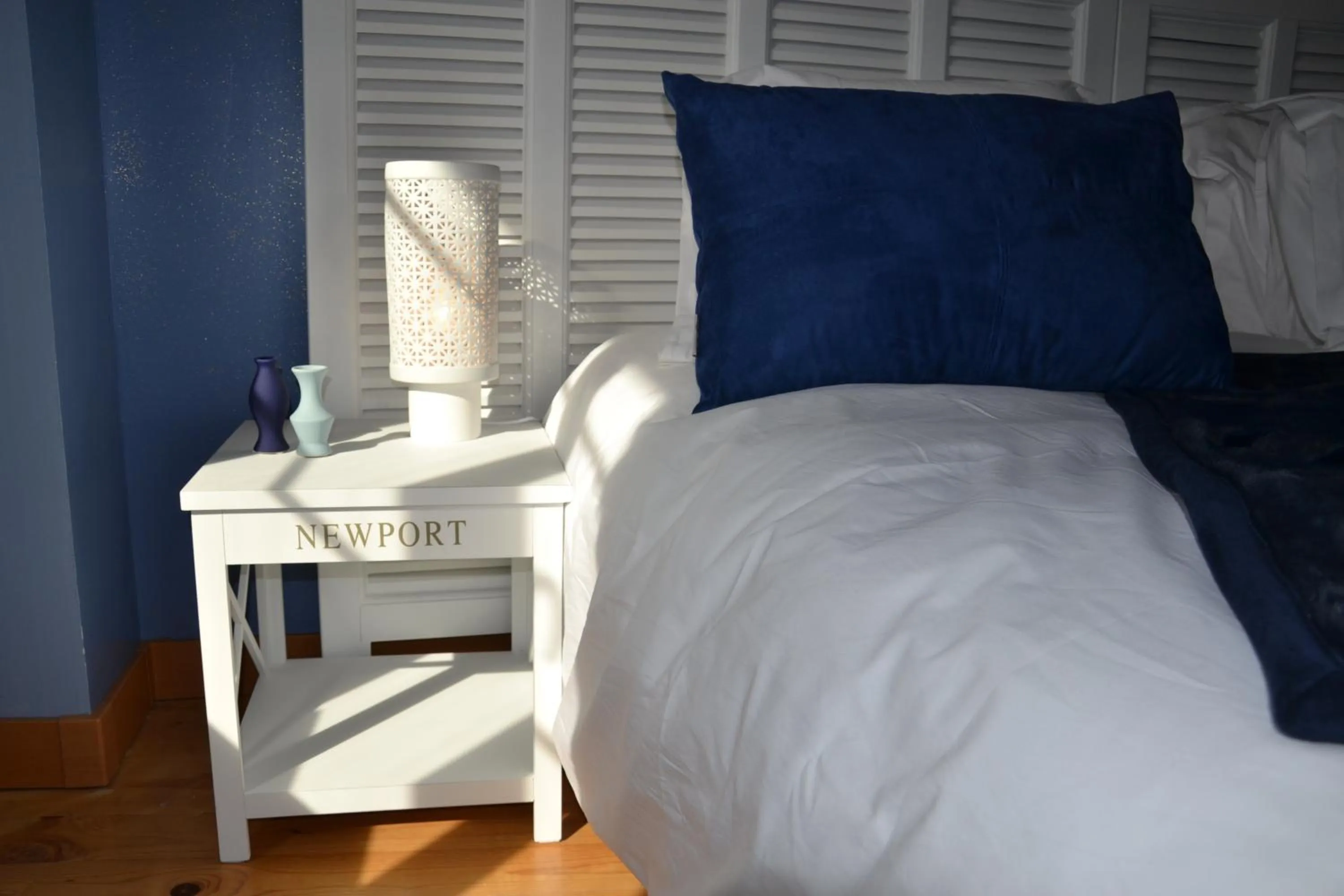 Decorative detail, Bed in Chambres d'hôtes Villa de Vienne-en-Arthies