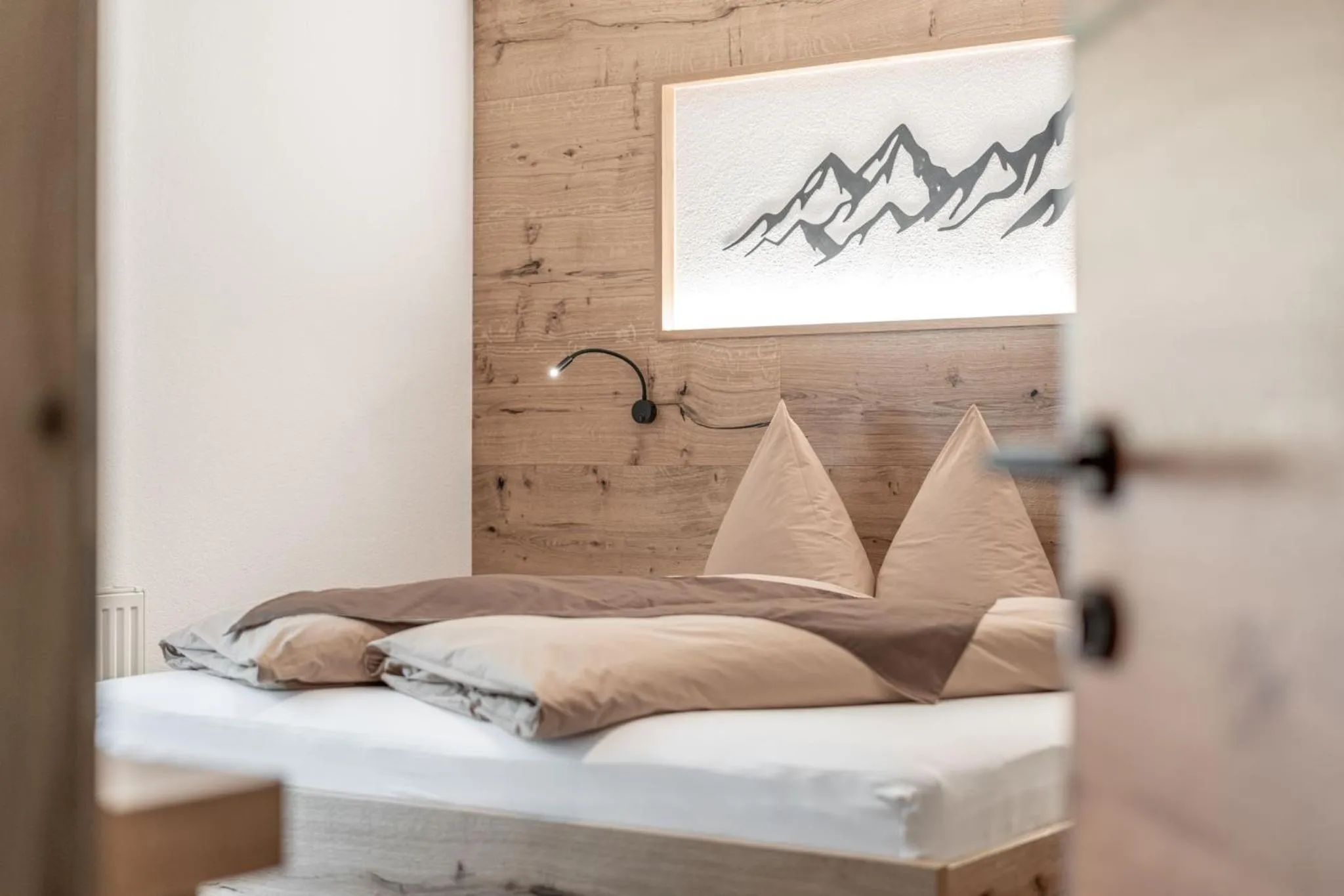 Photo of the whole room, Bed in Auer-Fiegl