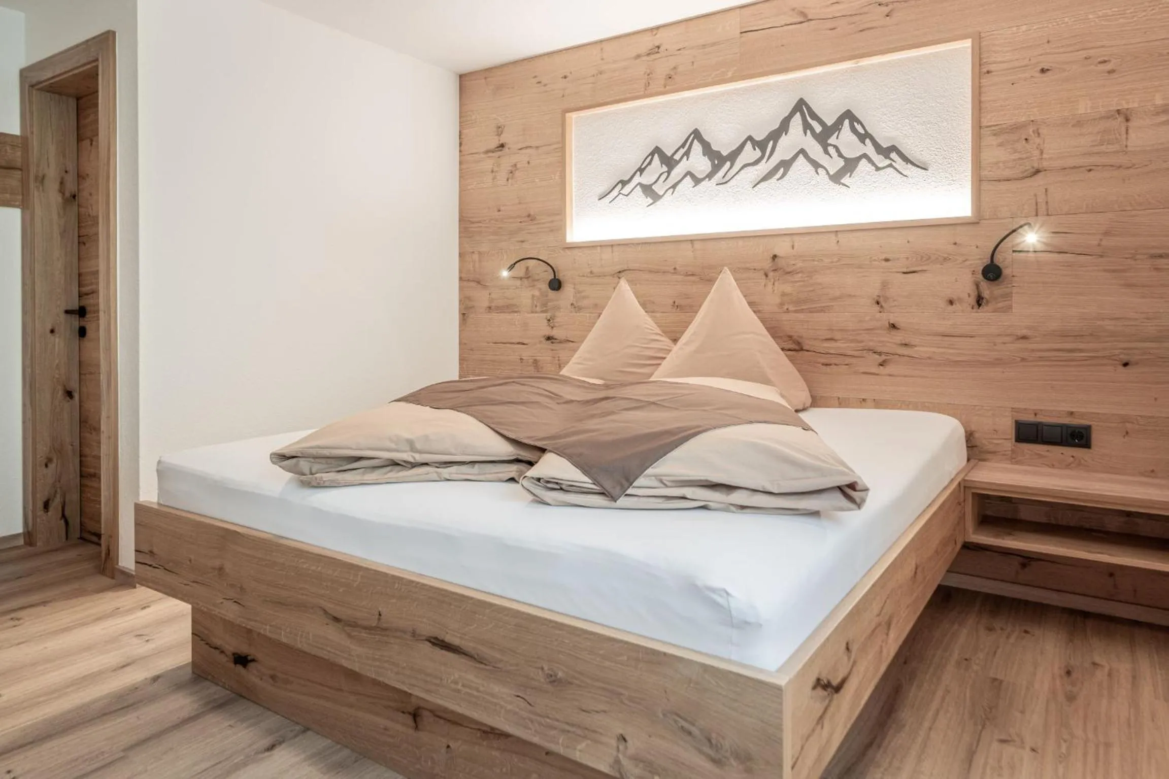 Photo of the whole room, Bed in Auer-Fiegl