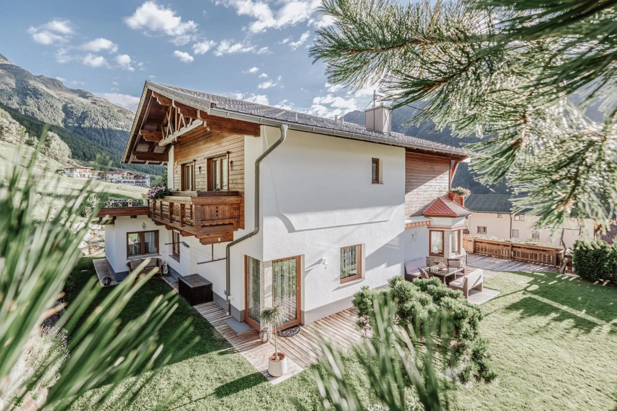 Property building in Auer-Fiegl