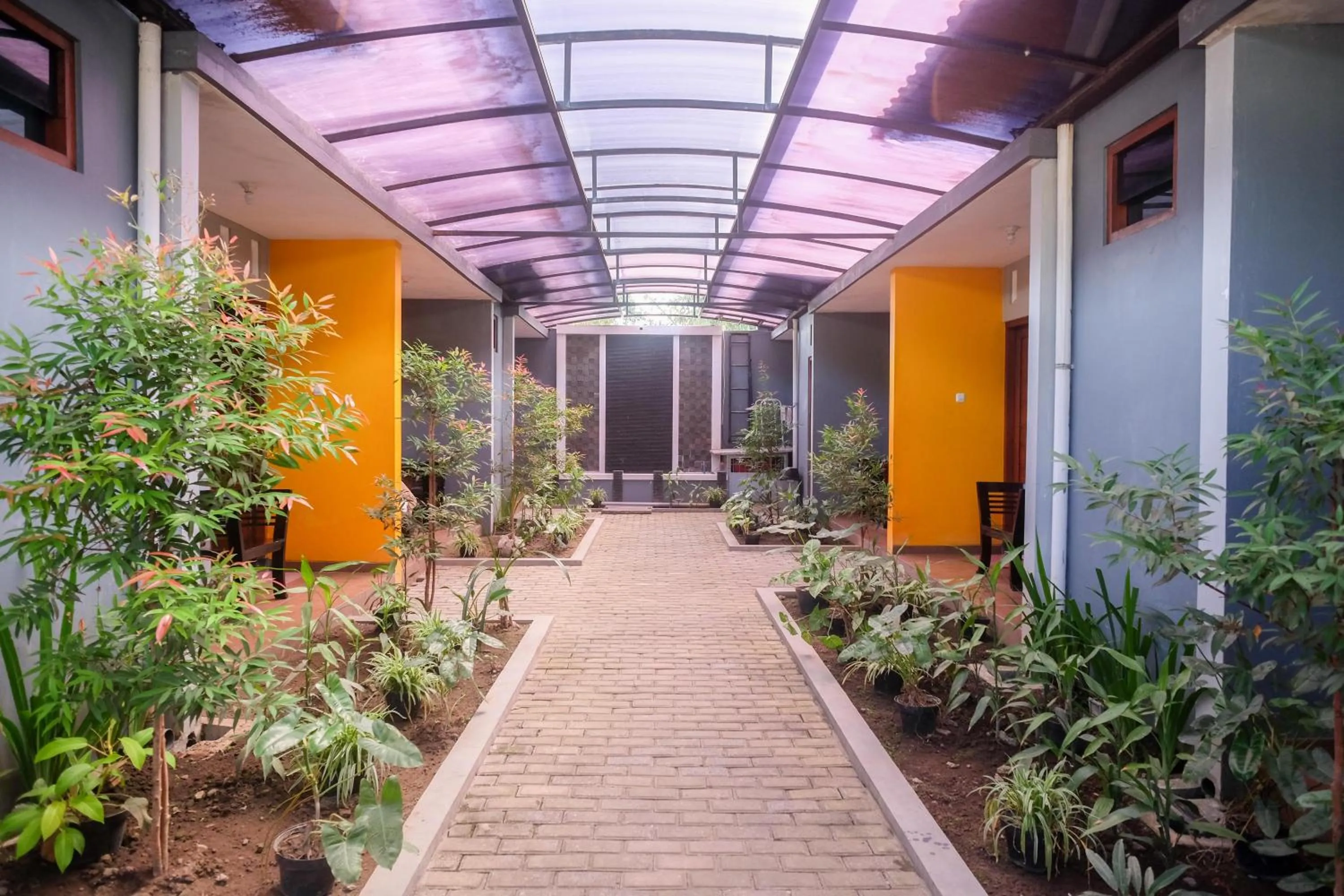 Garden in RedDoorz @ Griya Bougenville Magelang