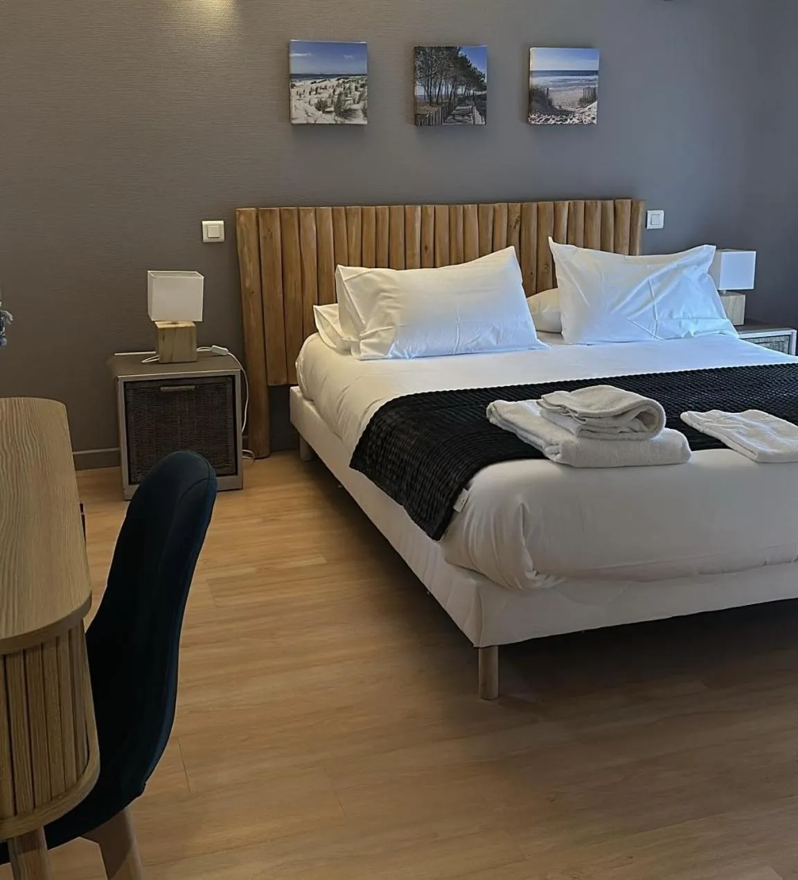 Bed in Hôtel Le Boïate