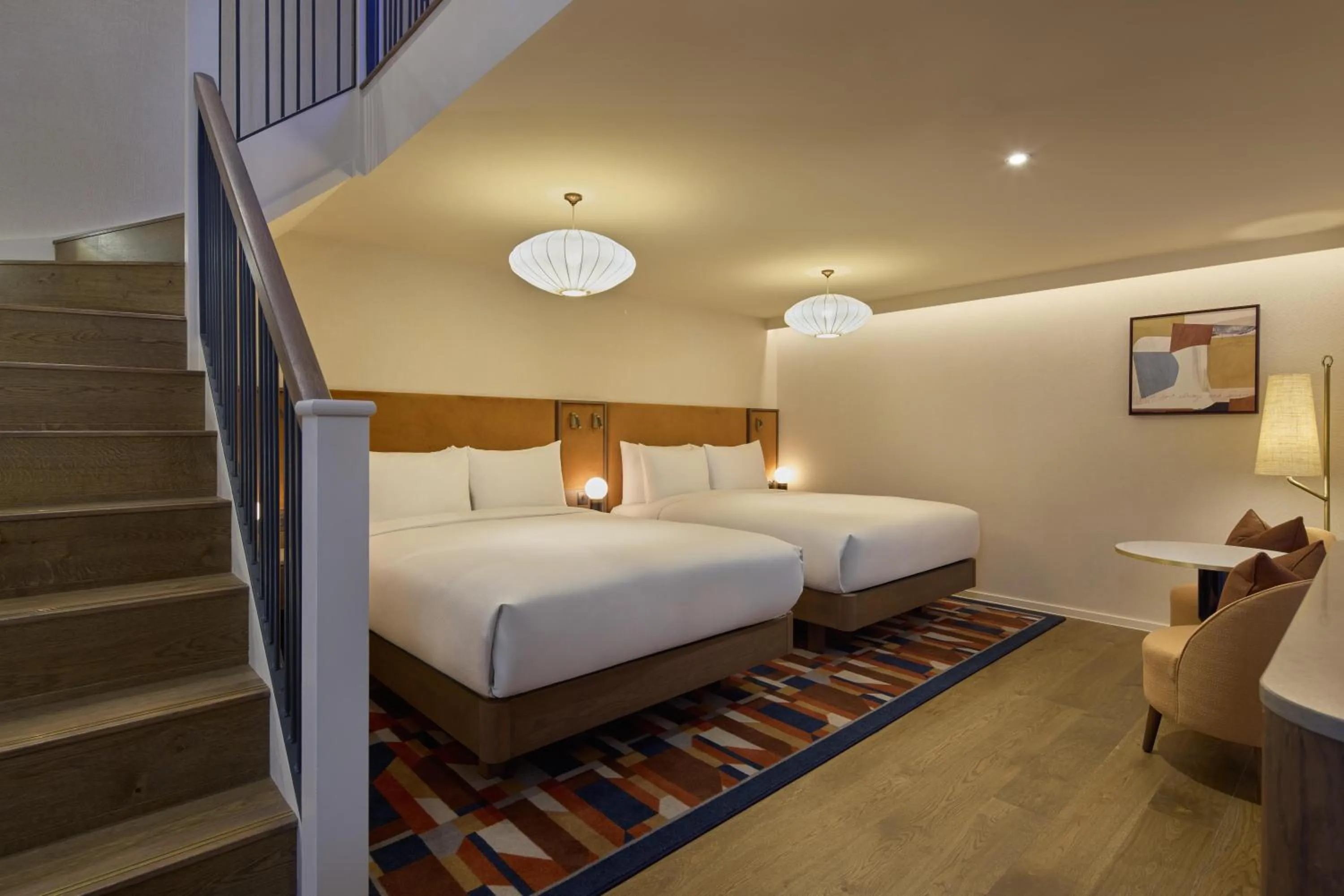 Bed in DoubleTree by Hilton London – West End
