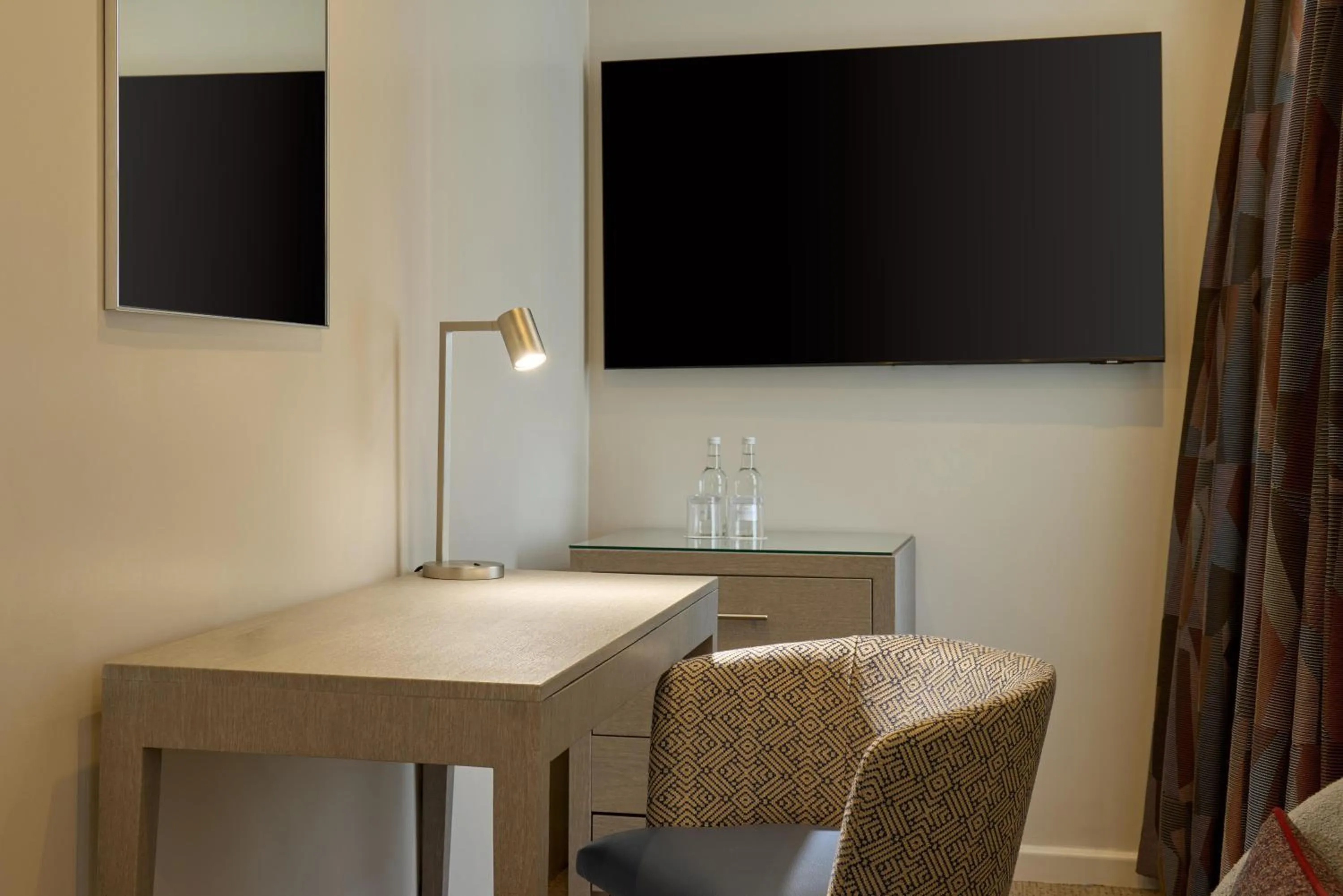 Bedroom in DoubleTree by Hilton London – West End