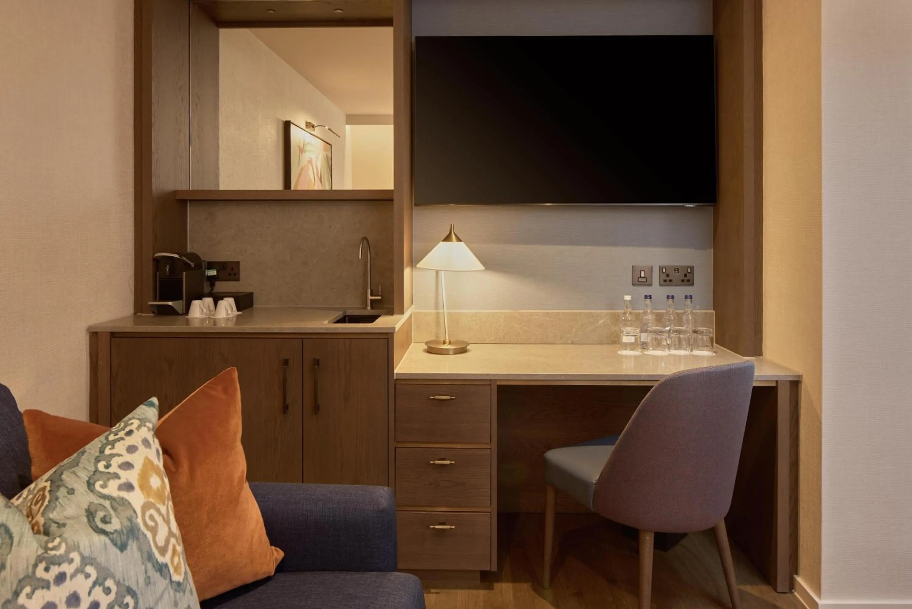 Bedroom in DoubleTree by Hilton London – West End