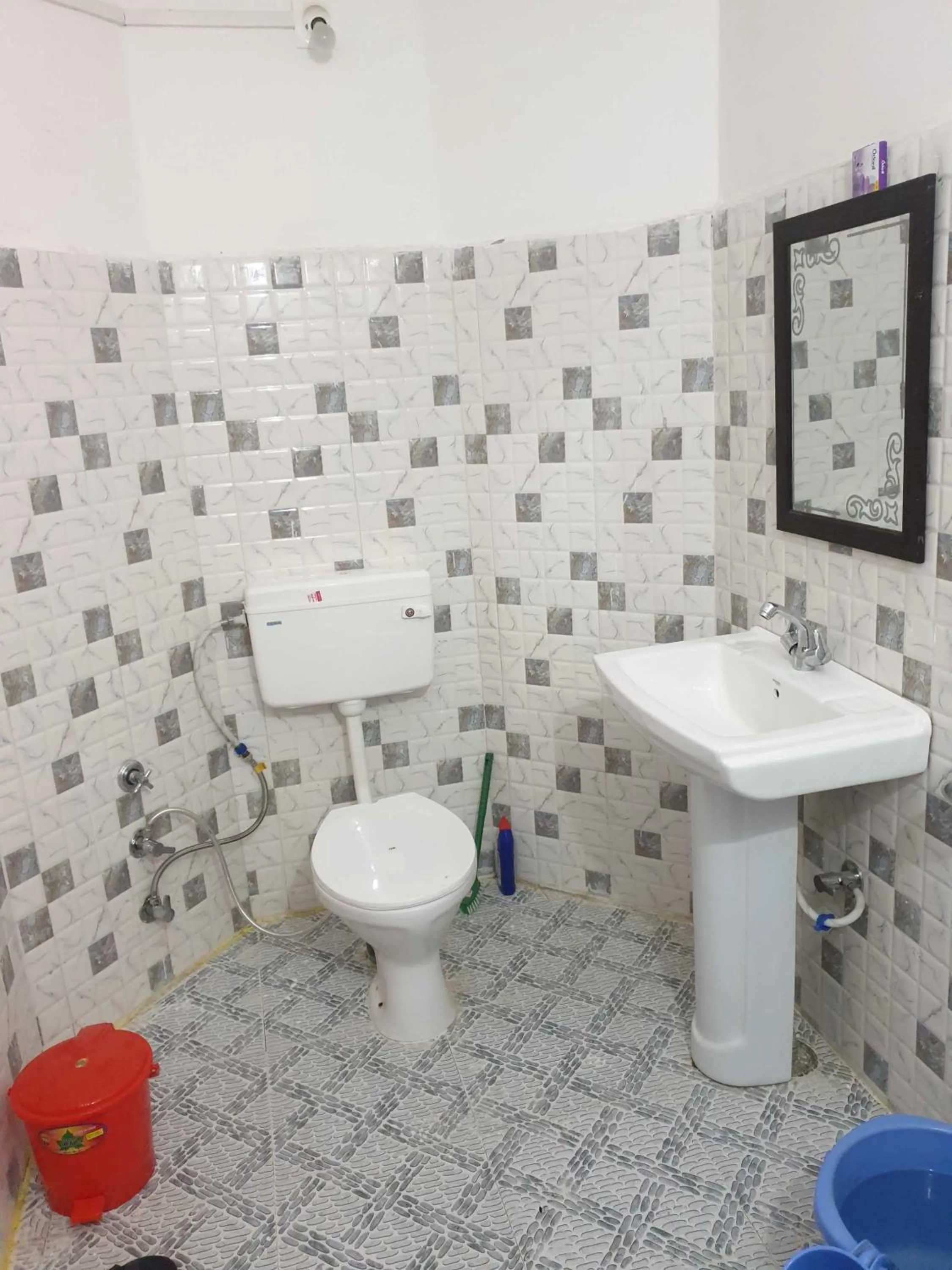 Bathroom in Hotel O Raj Shah Hotel And Resturant