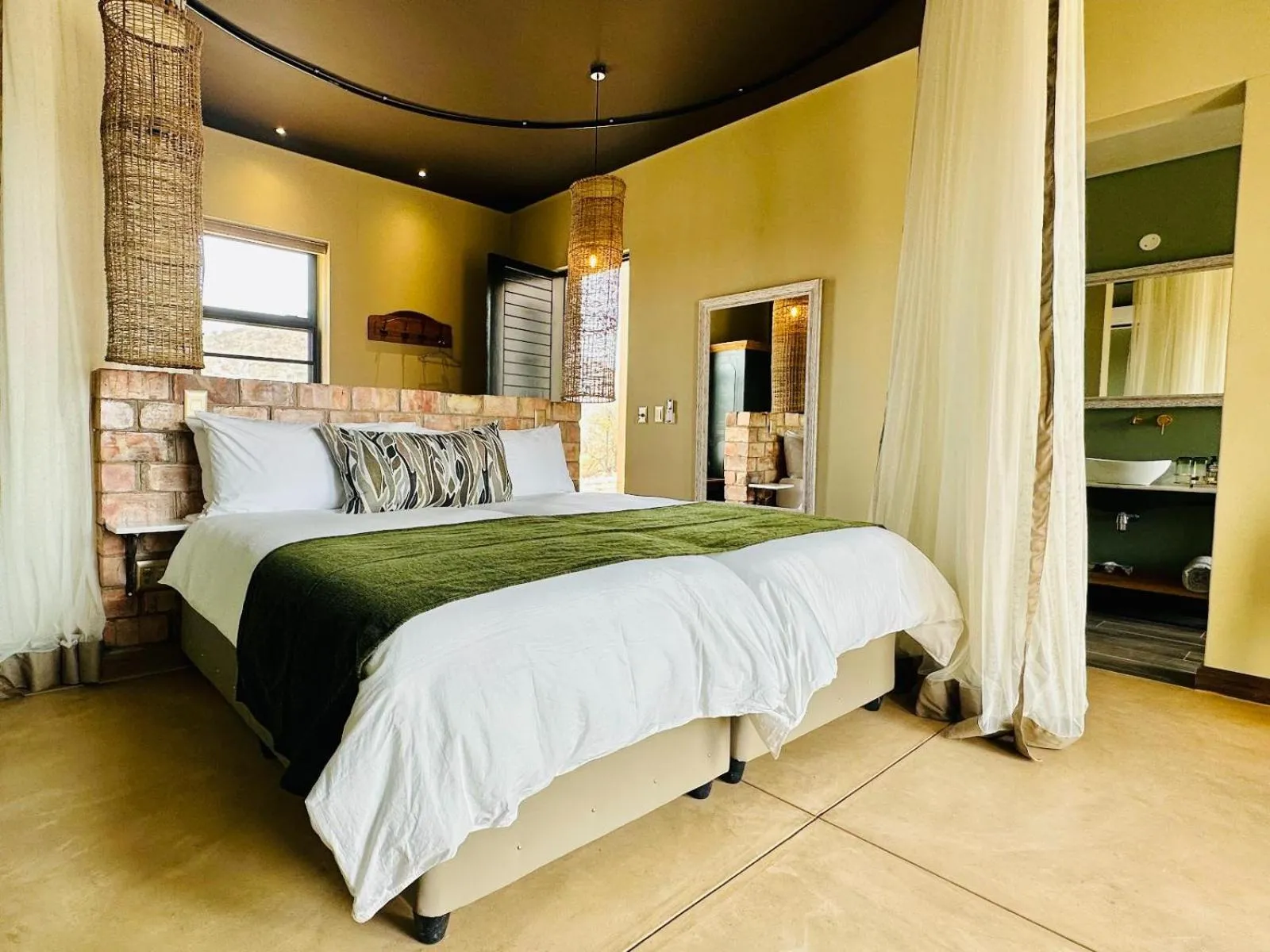 Twin Room with View - single occupancy in Lodge Damaraland