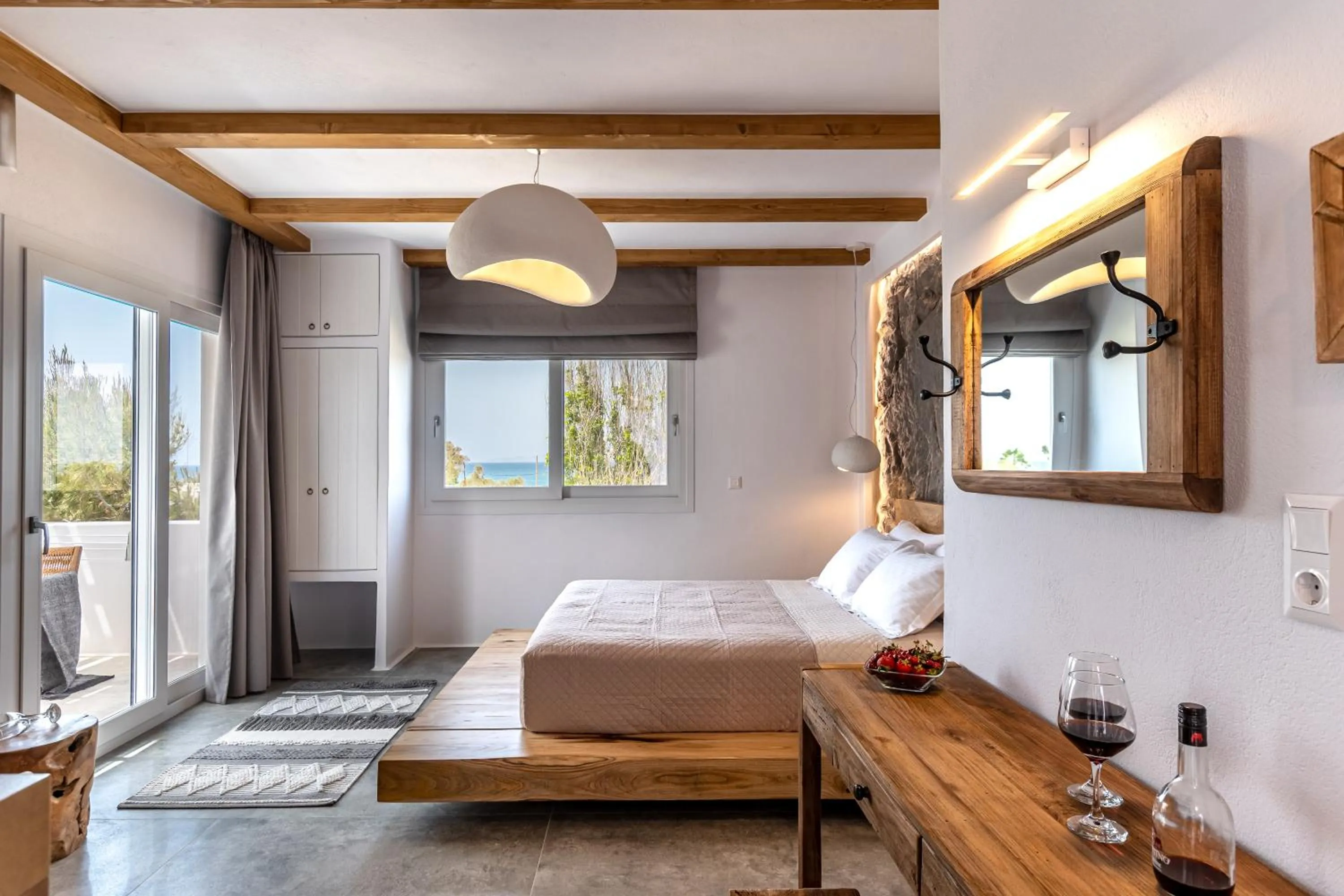 Shower, Bed in Glaronissi Beach