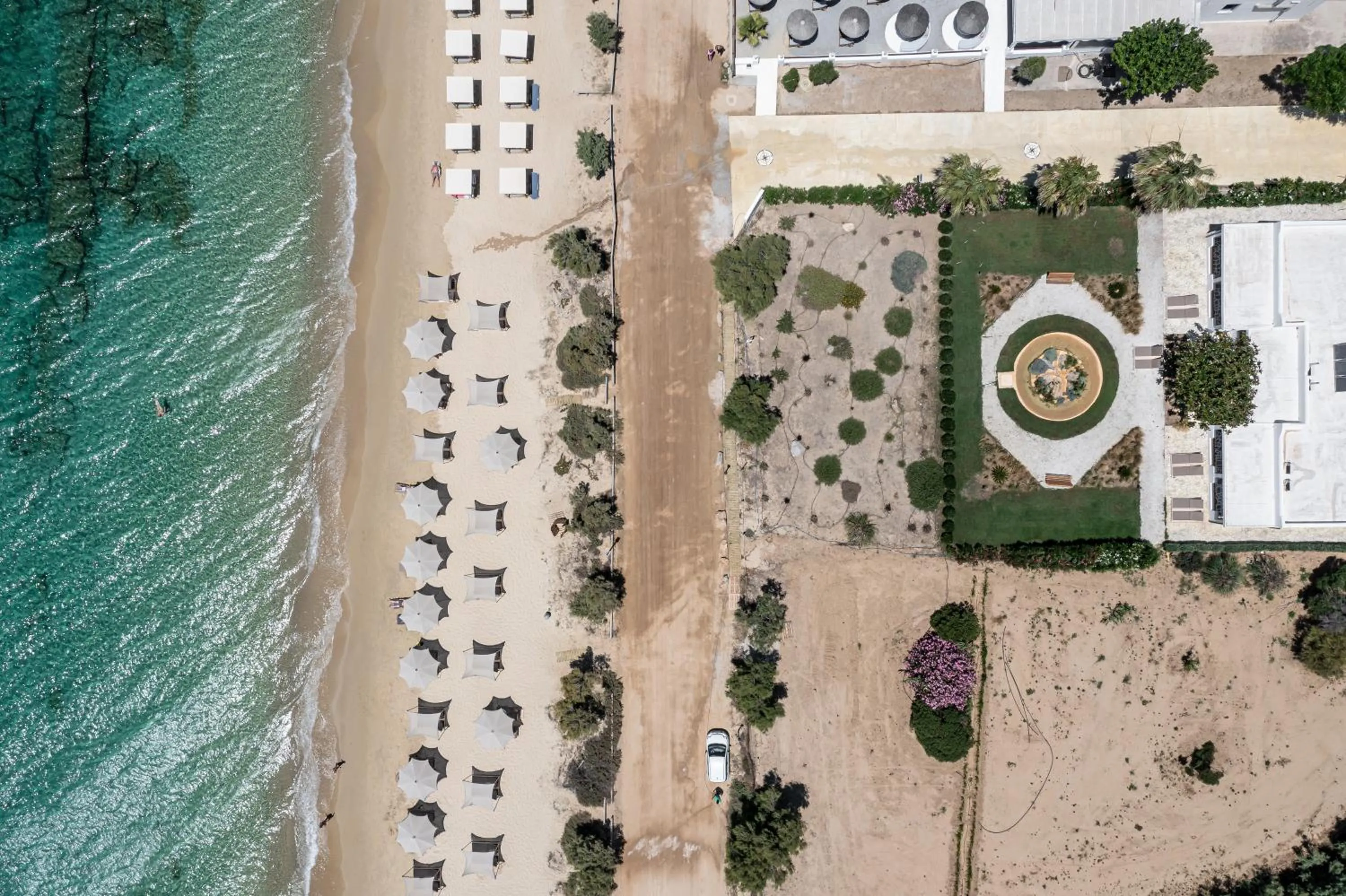 Property building in Glaronissi Beach