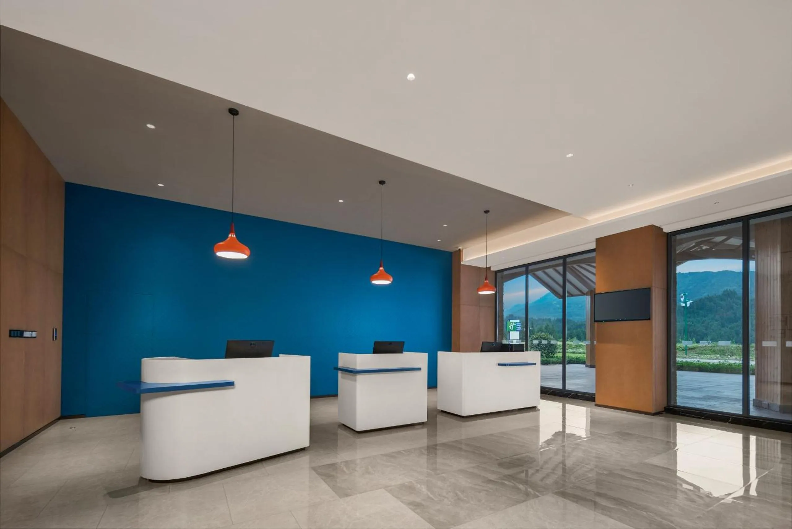 Lobby or reception in Holiday Inn Express Wawu Mountain, an IHG Hotel