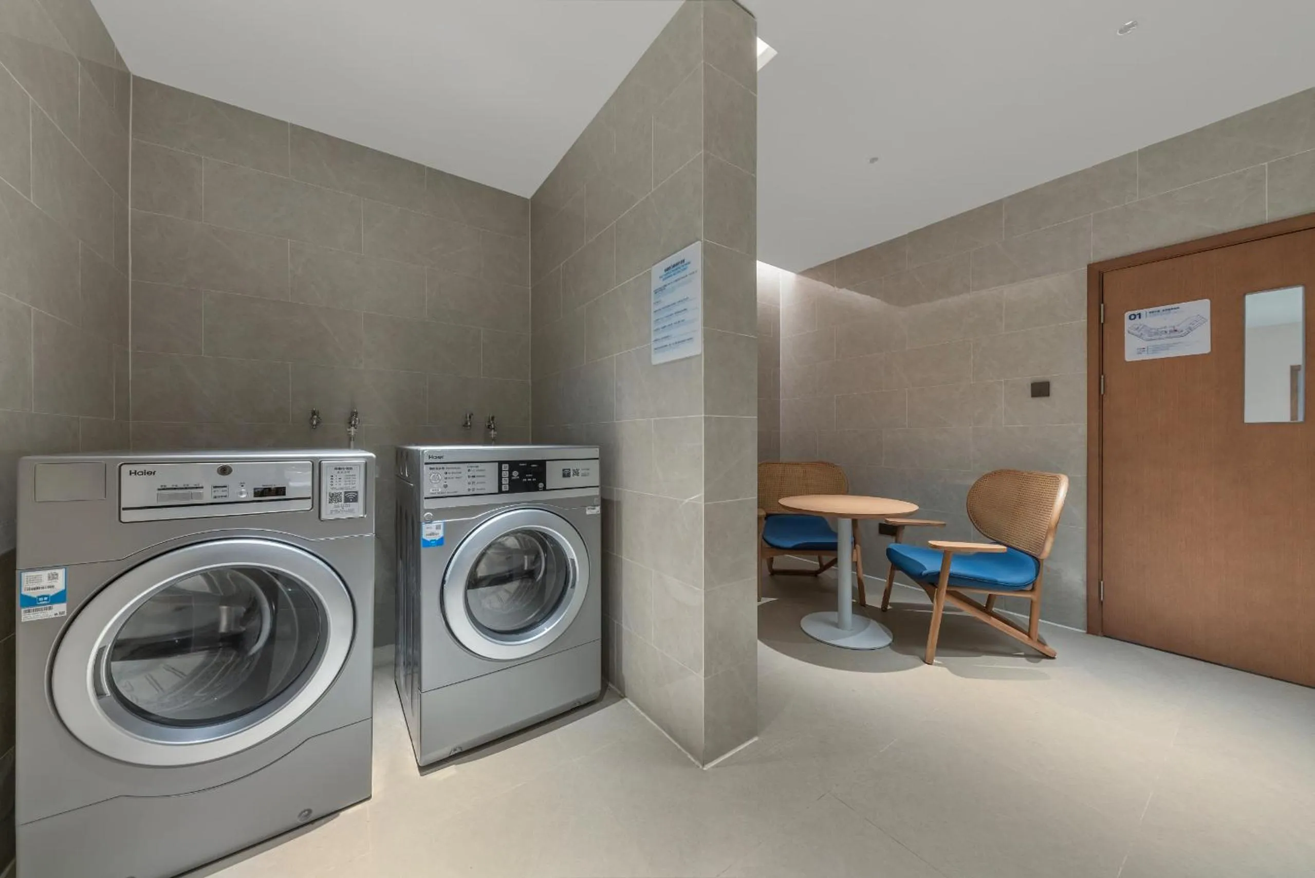 washing machine in Holiday Inn Express Wawu Mountain, an IHG Hotel