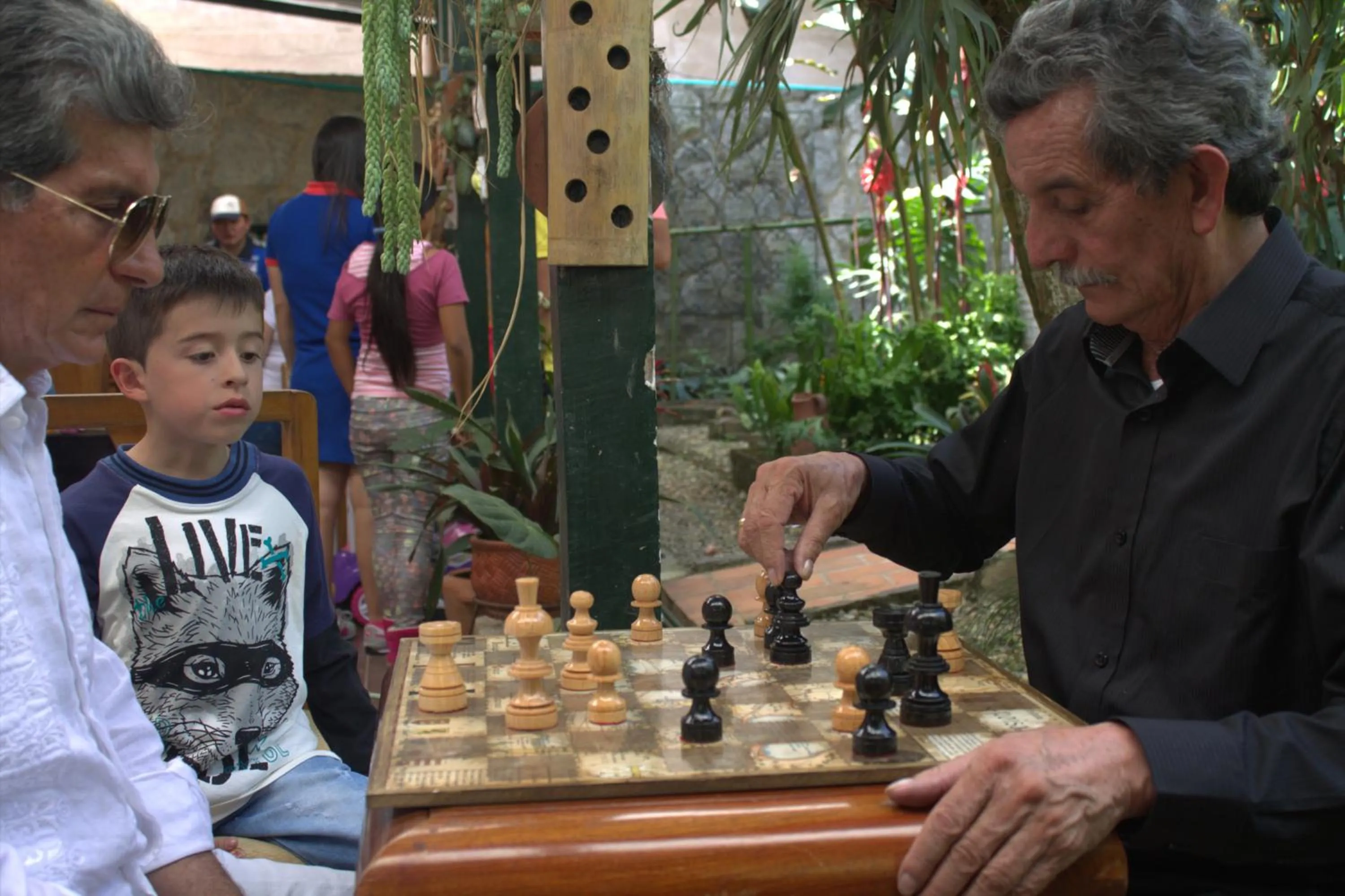 group of guests in Posada Las Bromelias