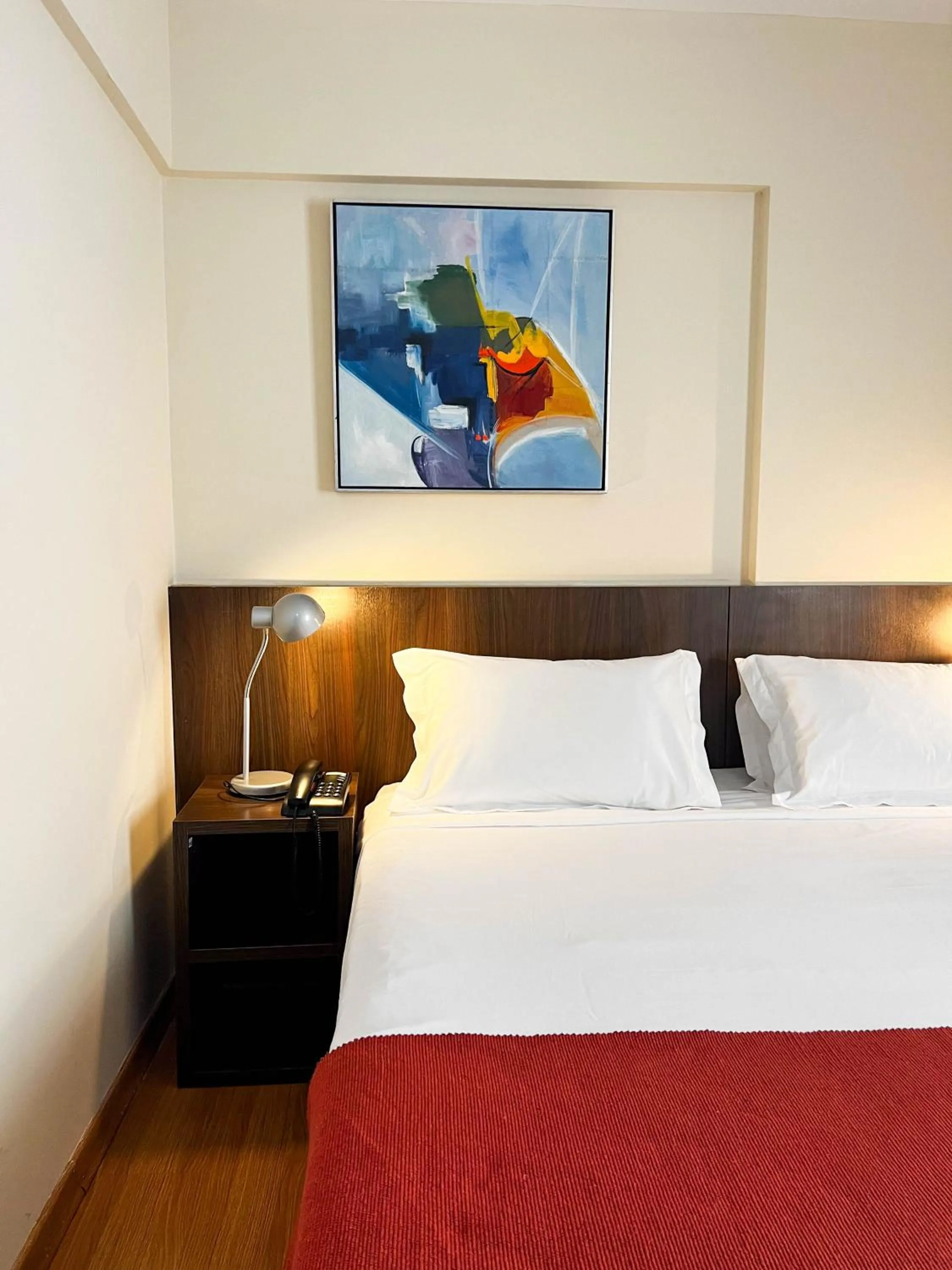 Bed in Royal Design Savassi Hotel