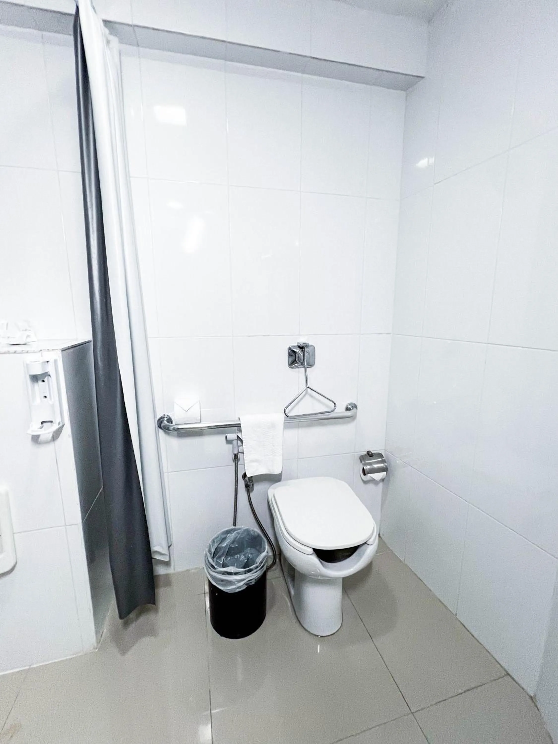 Toilet in Royal Design Savassi Hotel