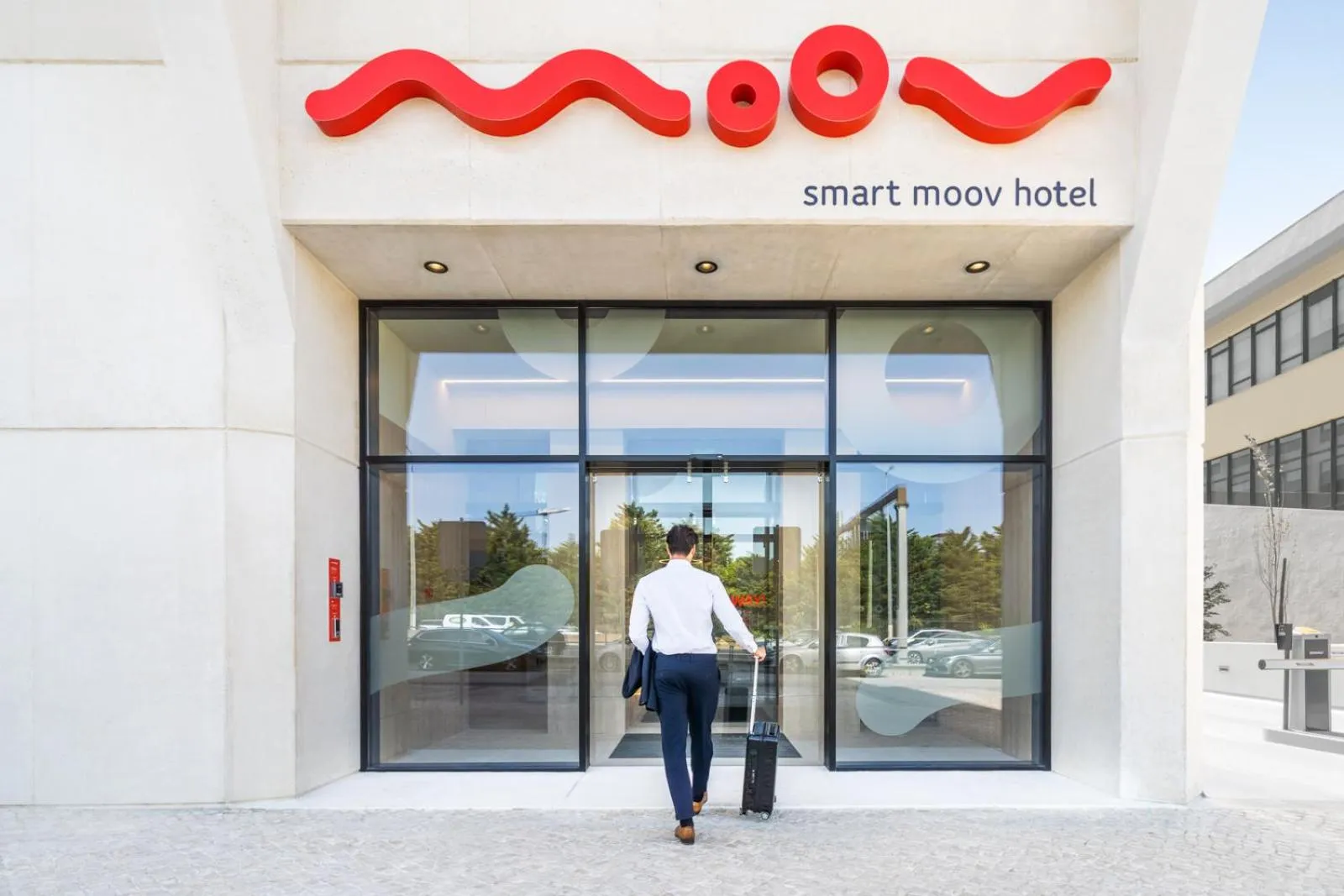 Property building in Moov Hotel Lisboa Oriente