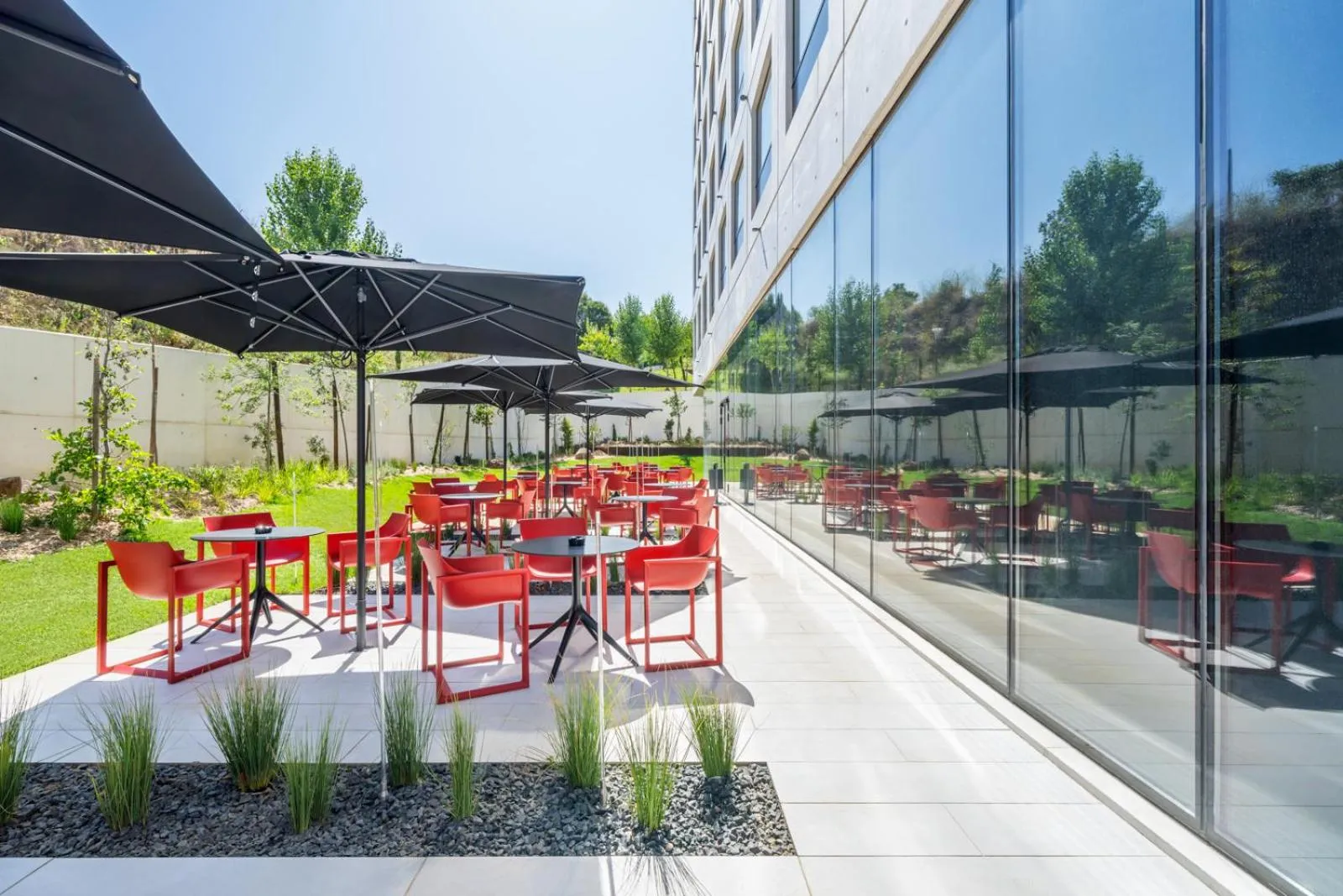 Patio in Moov Hotel Lisboa Oriente