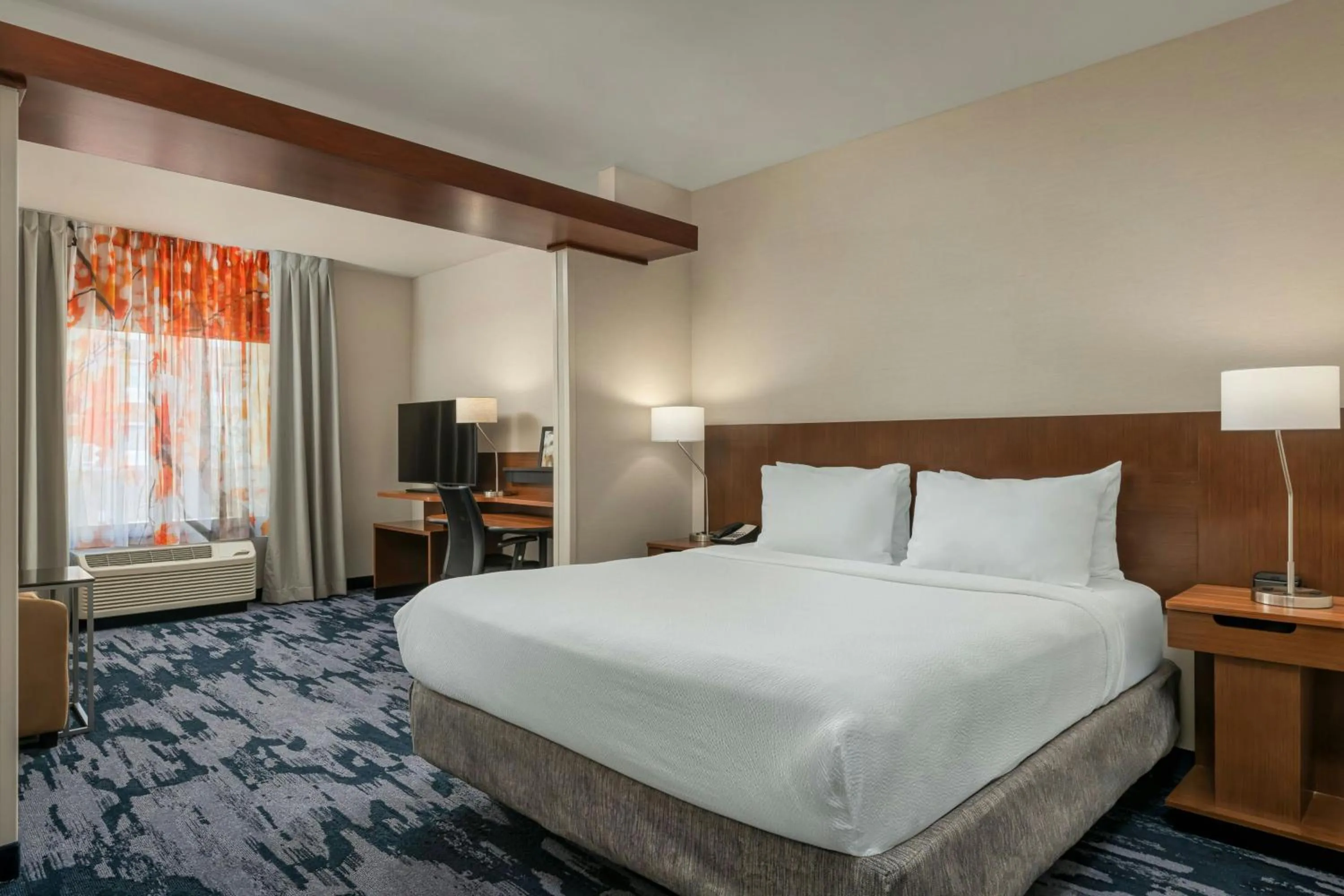 Photo of the whole room, Bed in Fairfield Inn & Suites by Marriott Twin Falls