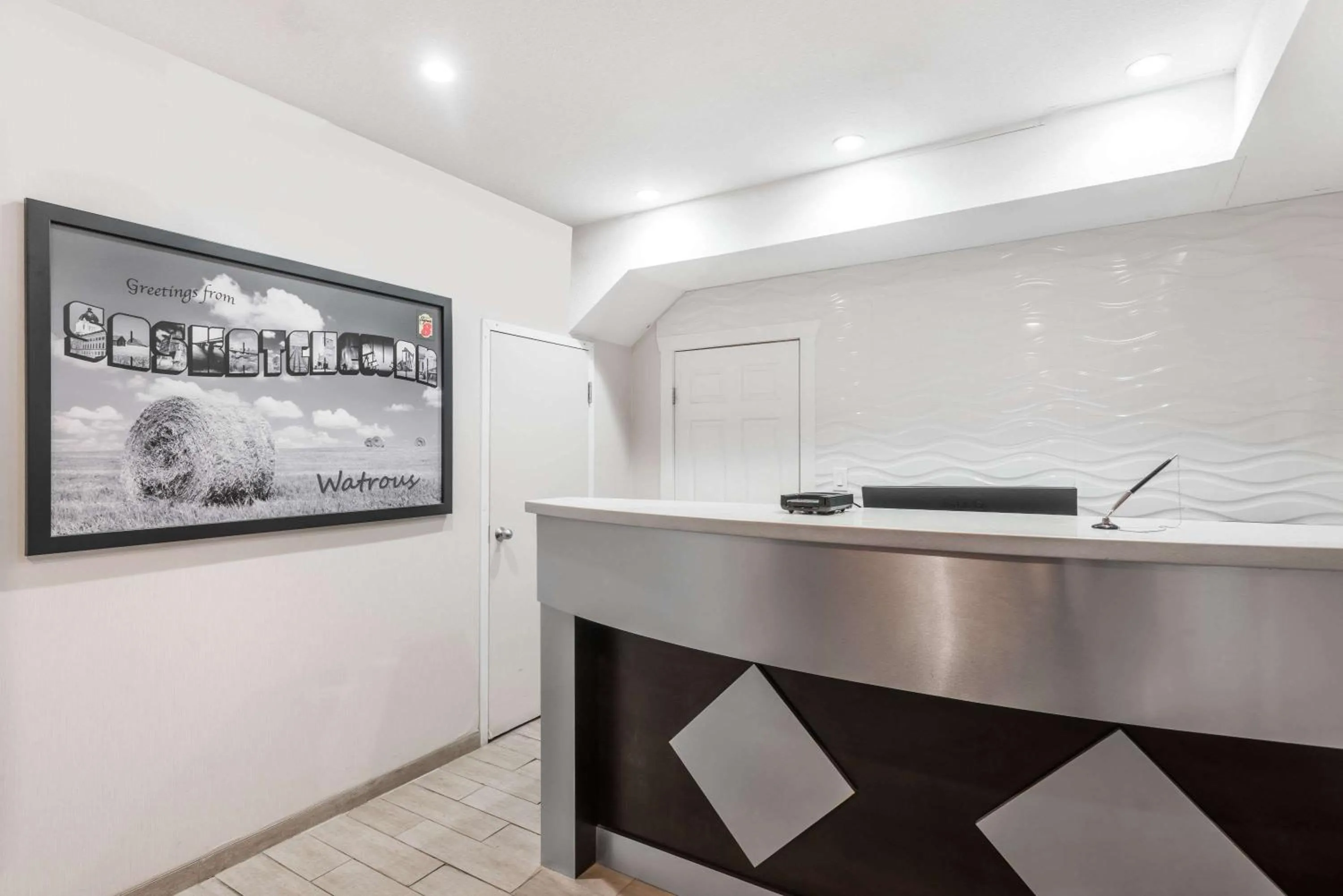 Lobby or reception in Super 8 by Wyndham Watrous