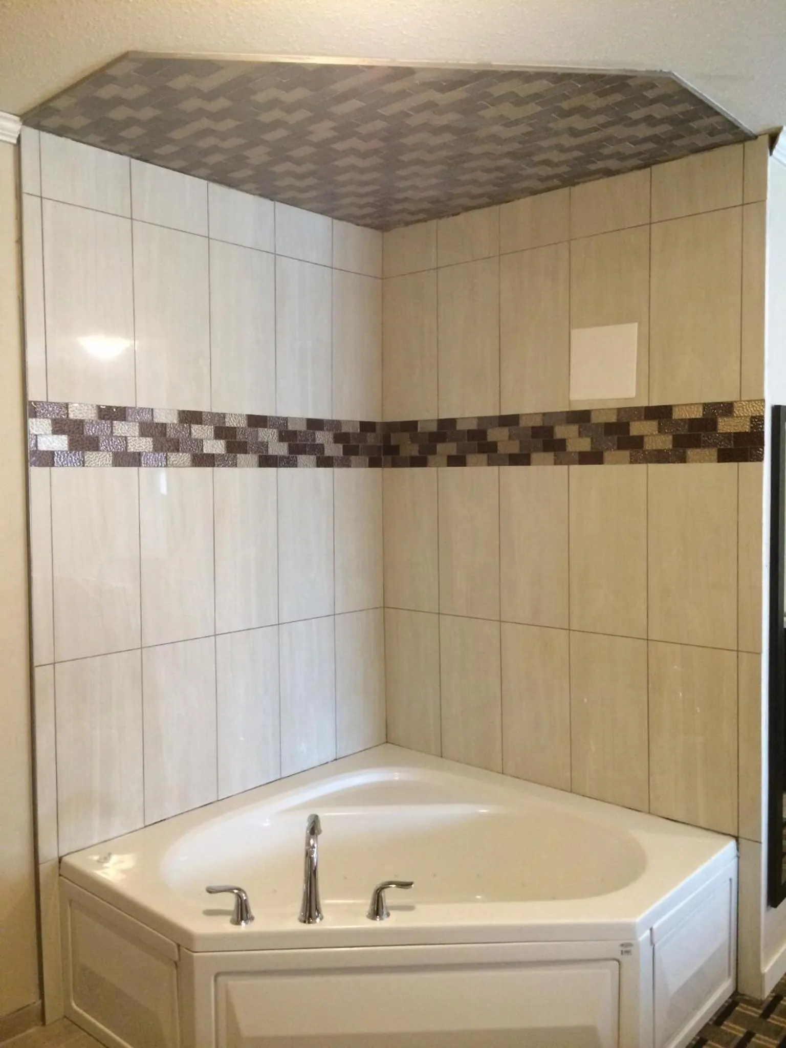 Spa and wellness centre/facilities in Super 8 by Wyndham Watrous