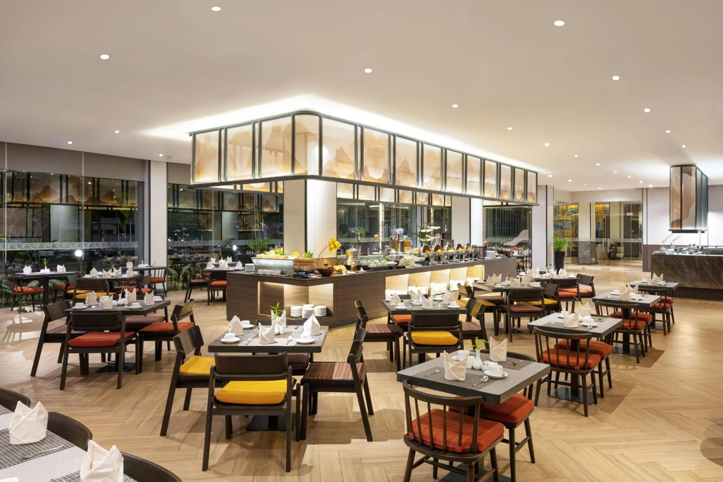 Restaurant/places to eat in Hotel Santika Lahat