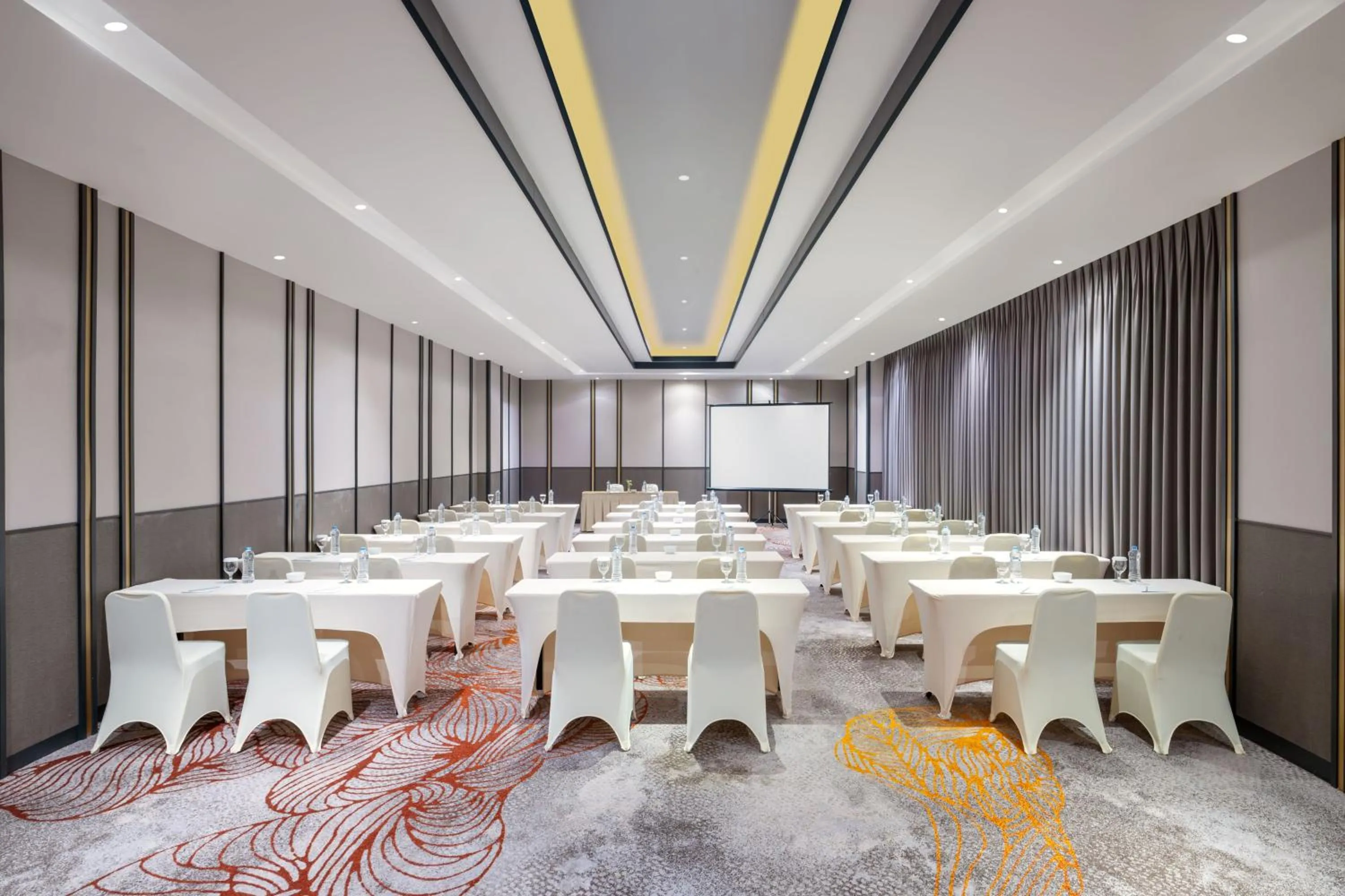 Banquet/Function facilities in Hotel Santika Lahat