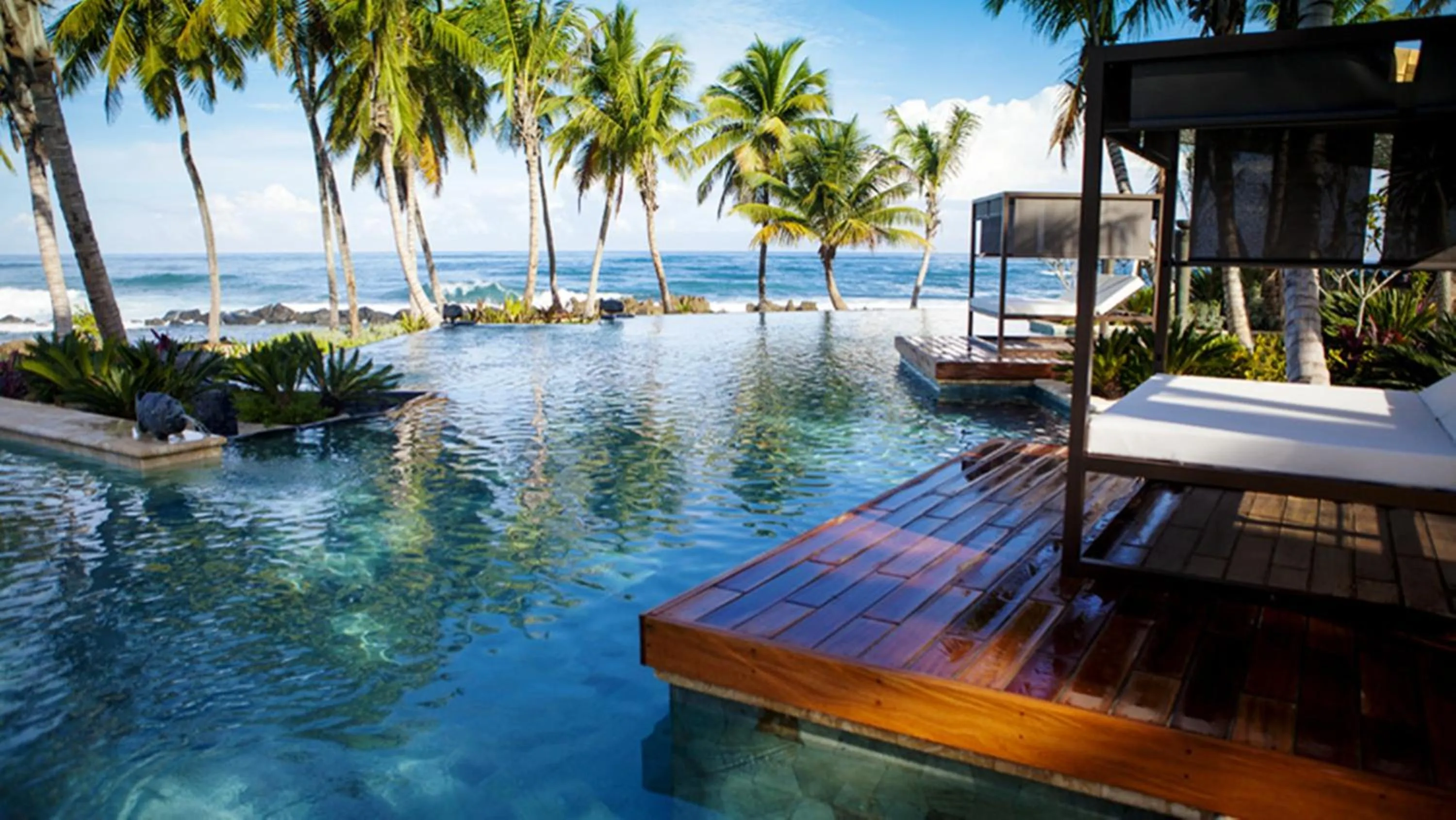 Swimming pool in Residences at Dorado Beach, a Ritz Carlton Reserve