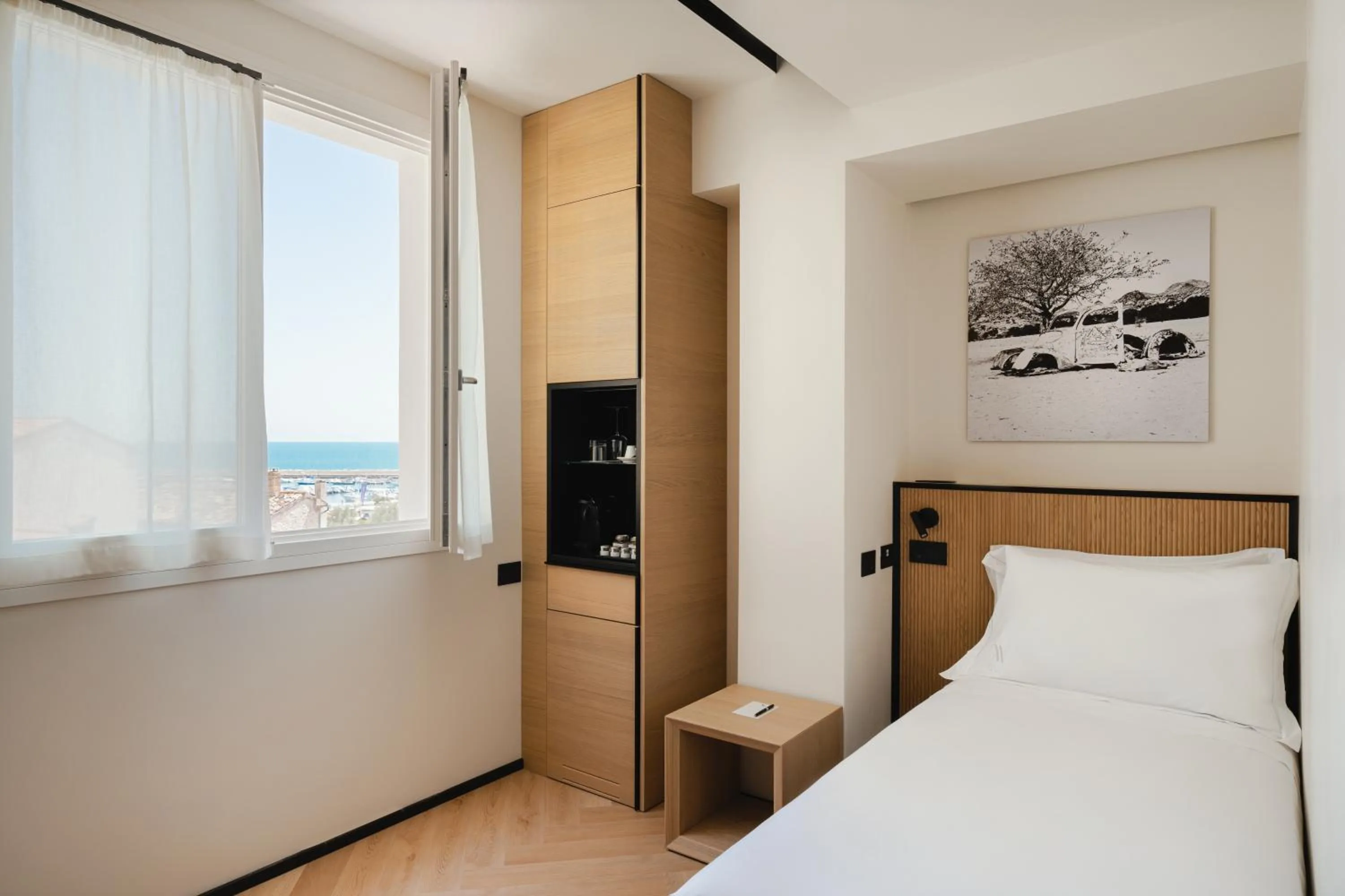 Bed in View Place & Spa