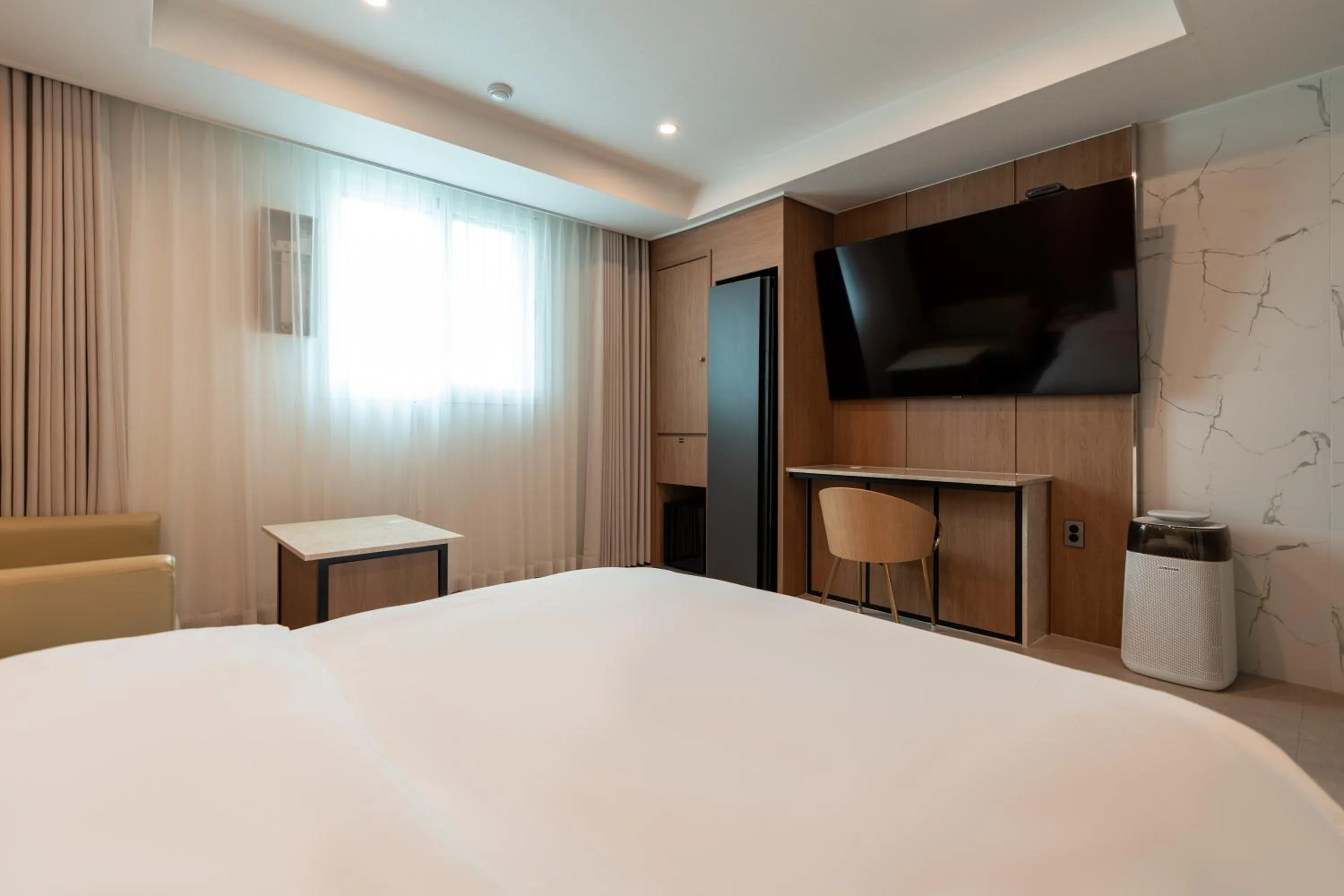 Bedroom, Bed in Jecheon Hound Hotel