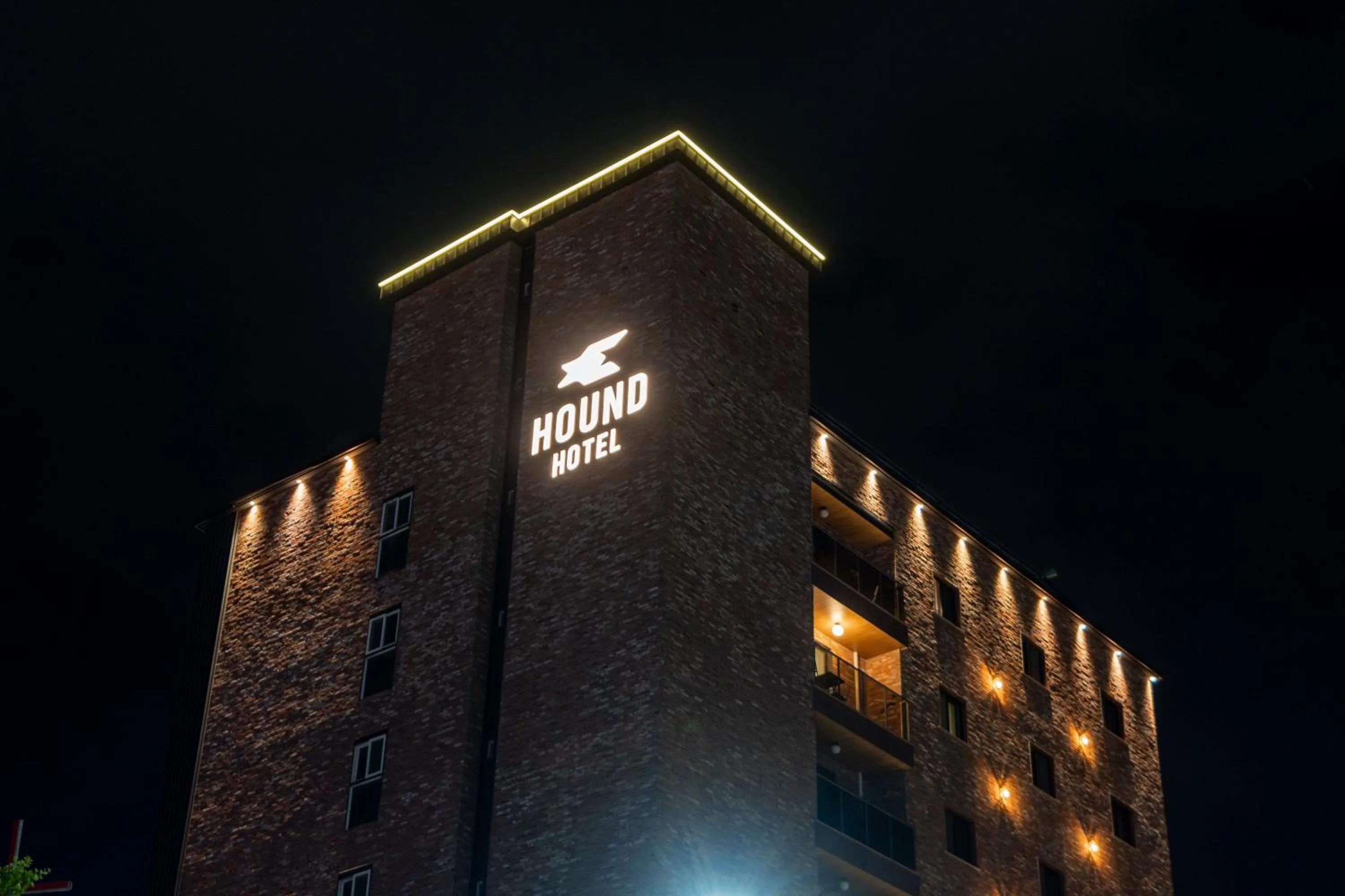 Property building in Jecheon Hound Hotel