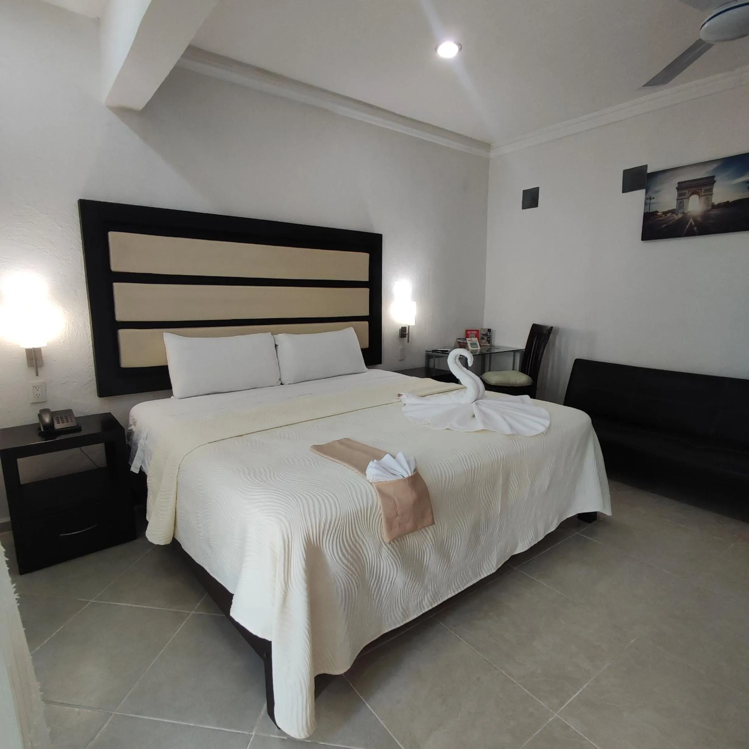 Bed in Hotel CEO Group