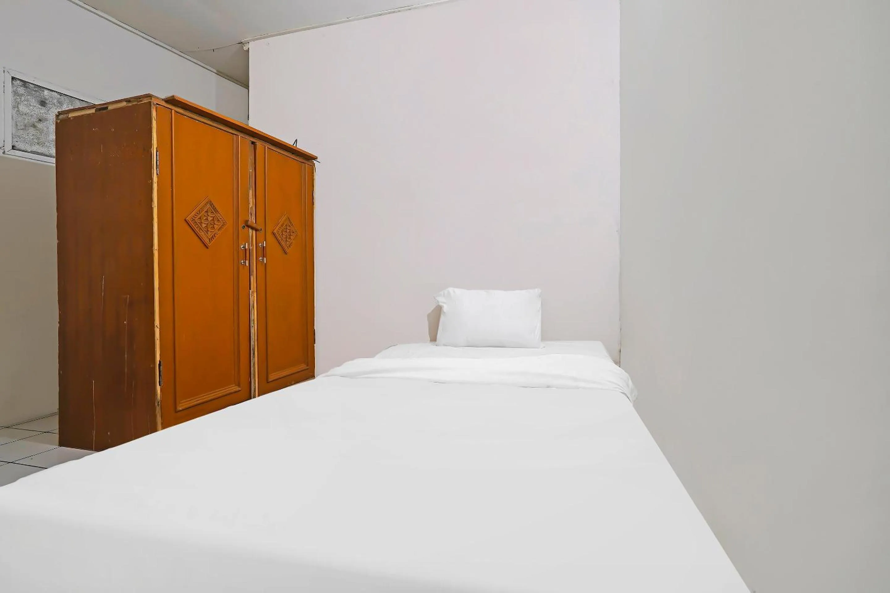 Bedroom, Bed in OYO Life 92694 Kost Nino