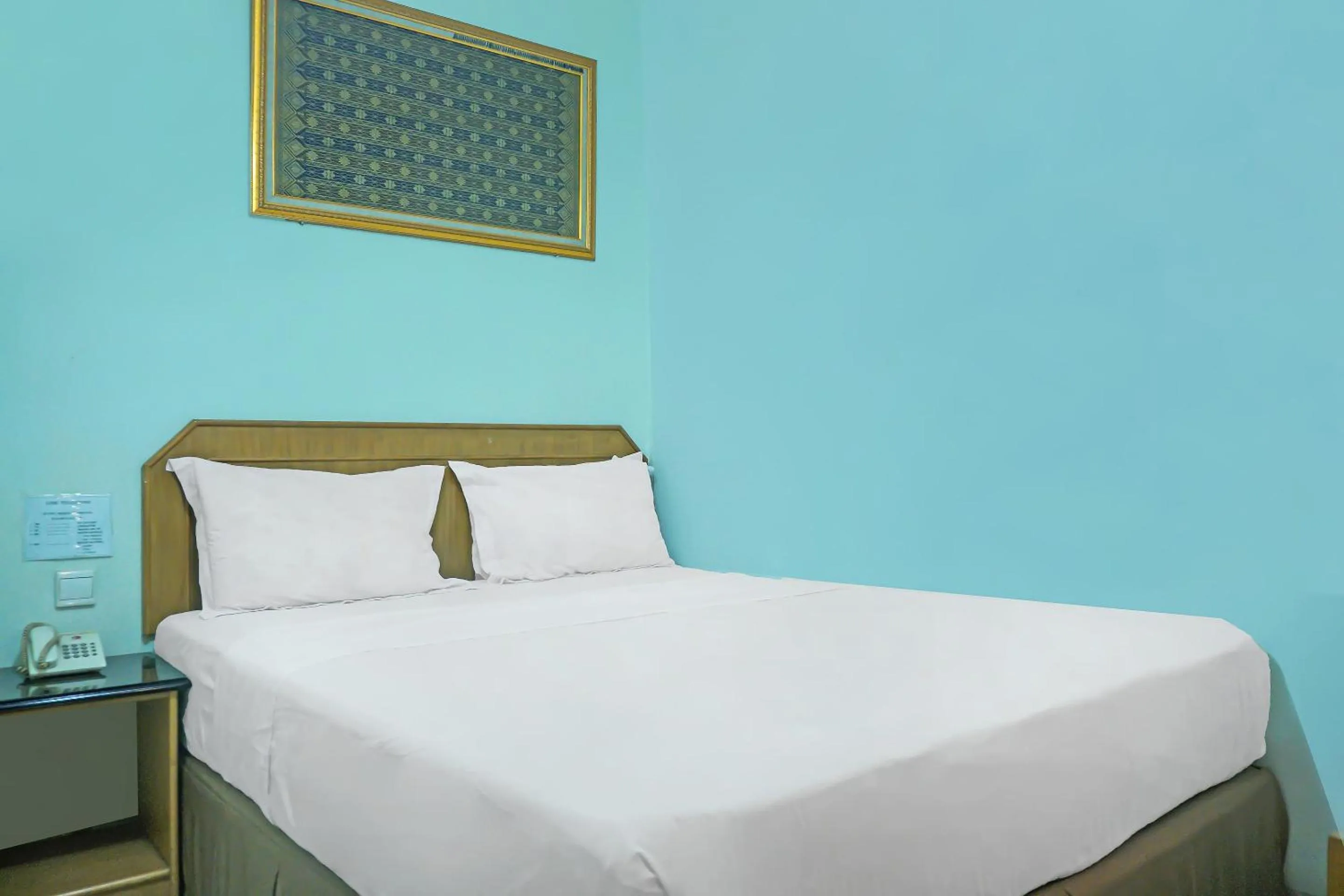 Bedroom, Bed in Collection O 92690 Hotel Limas