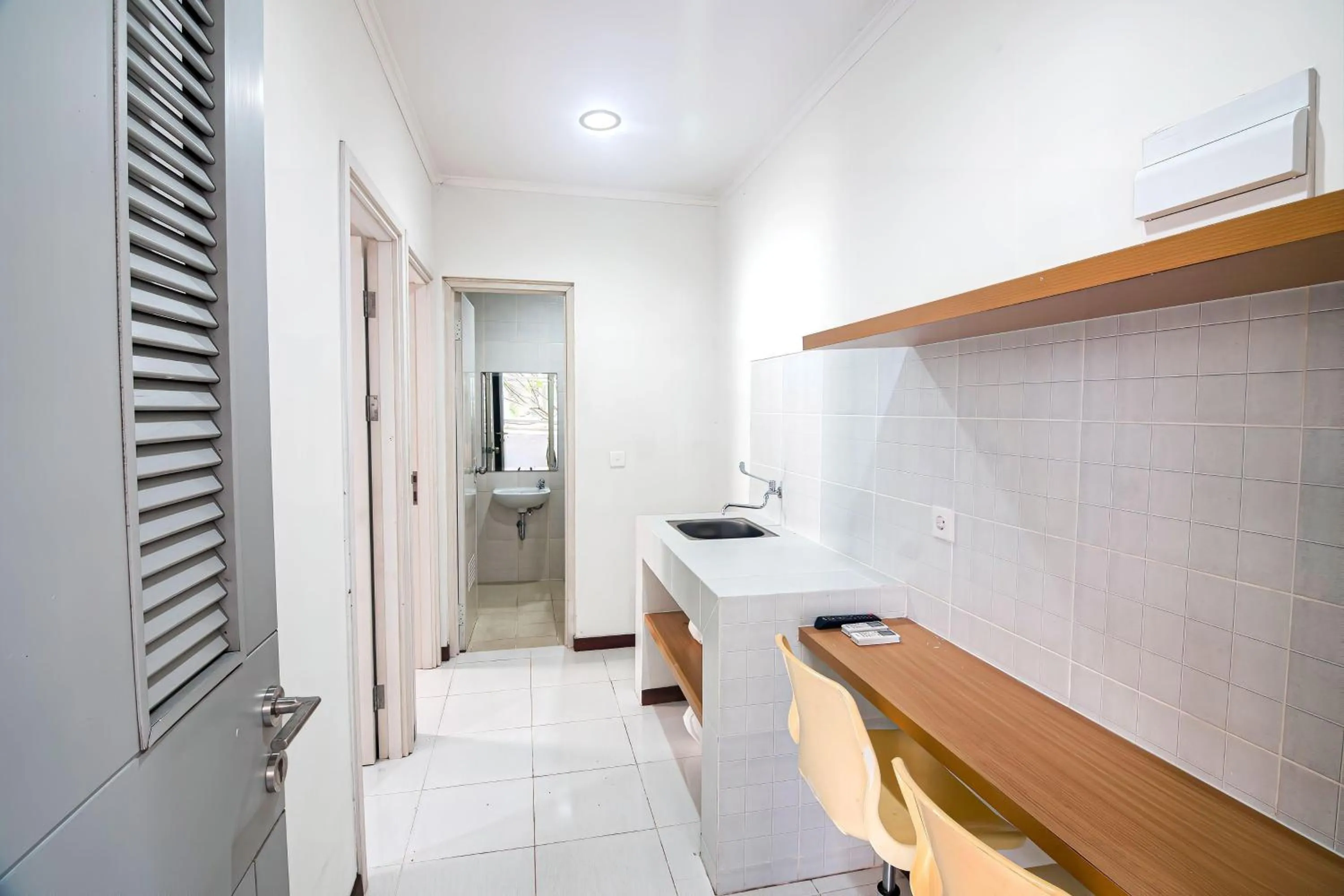 Kitchen or kitchenette in Hotel O Anartha Residence