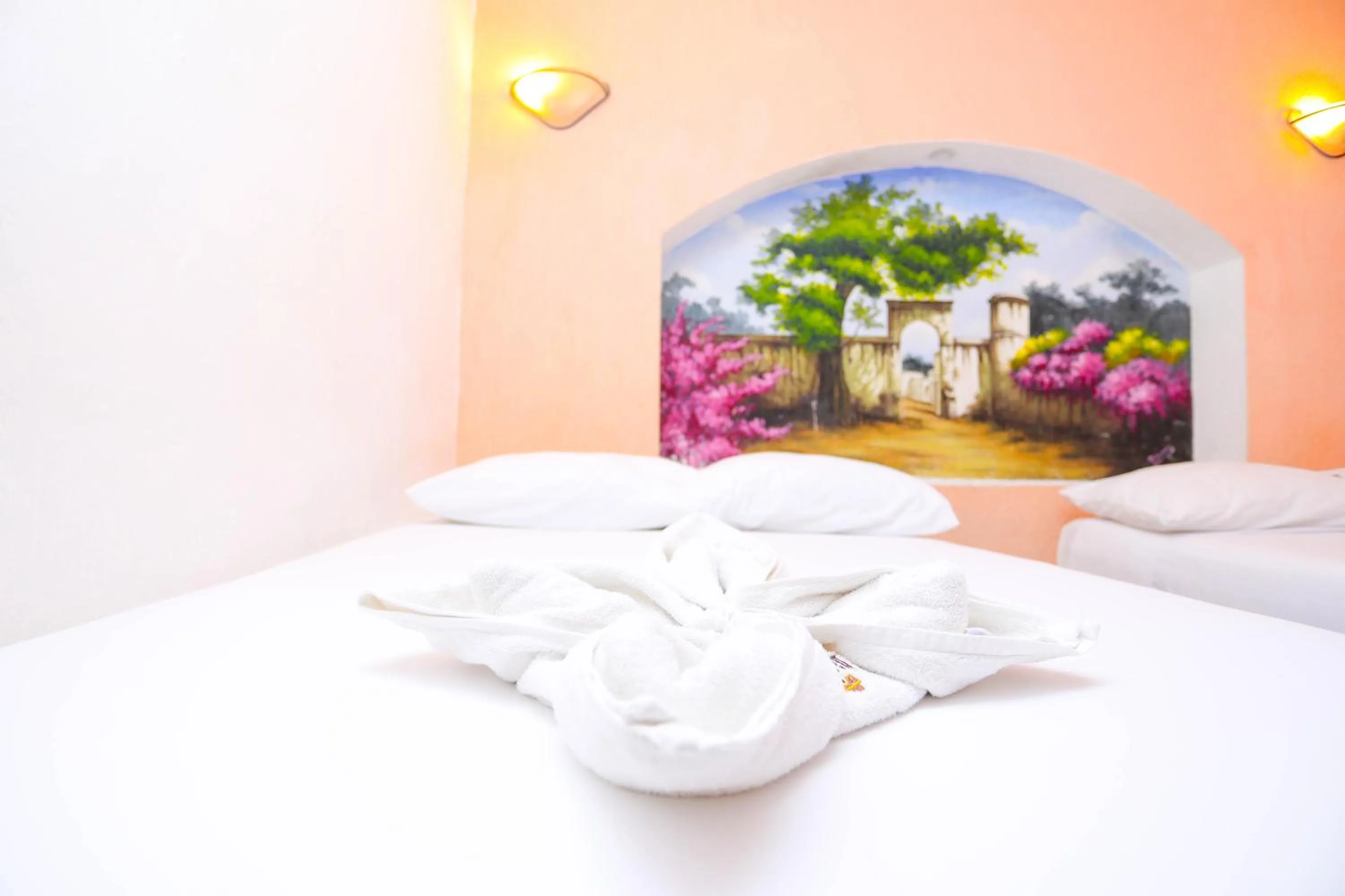 towels, Bed in Hotel Hacienda Cancun