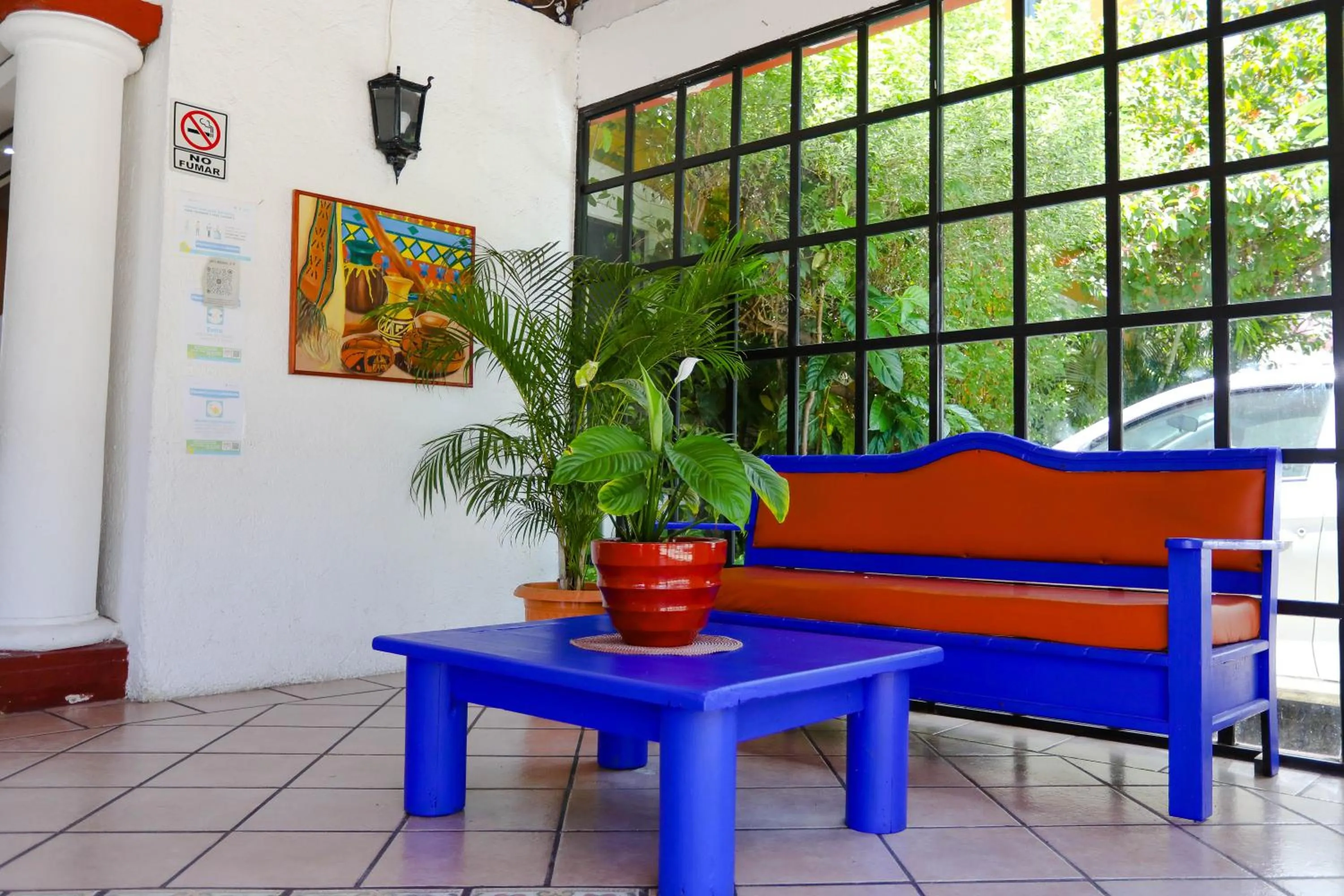 Living room in Hotel Hacienda Cancun